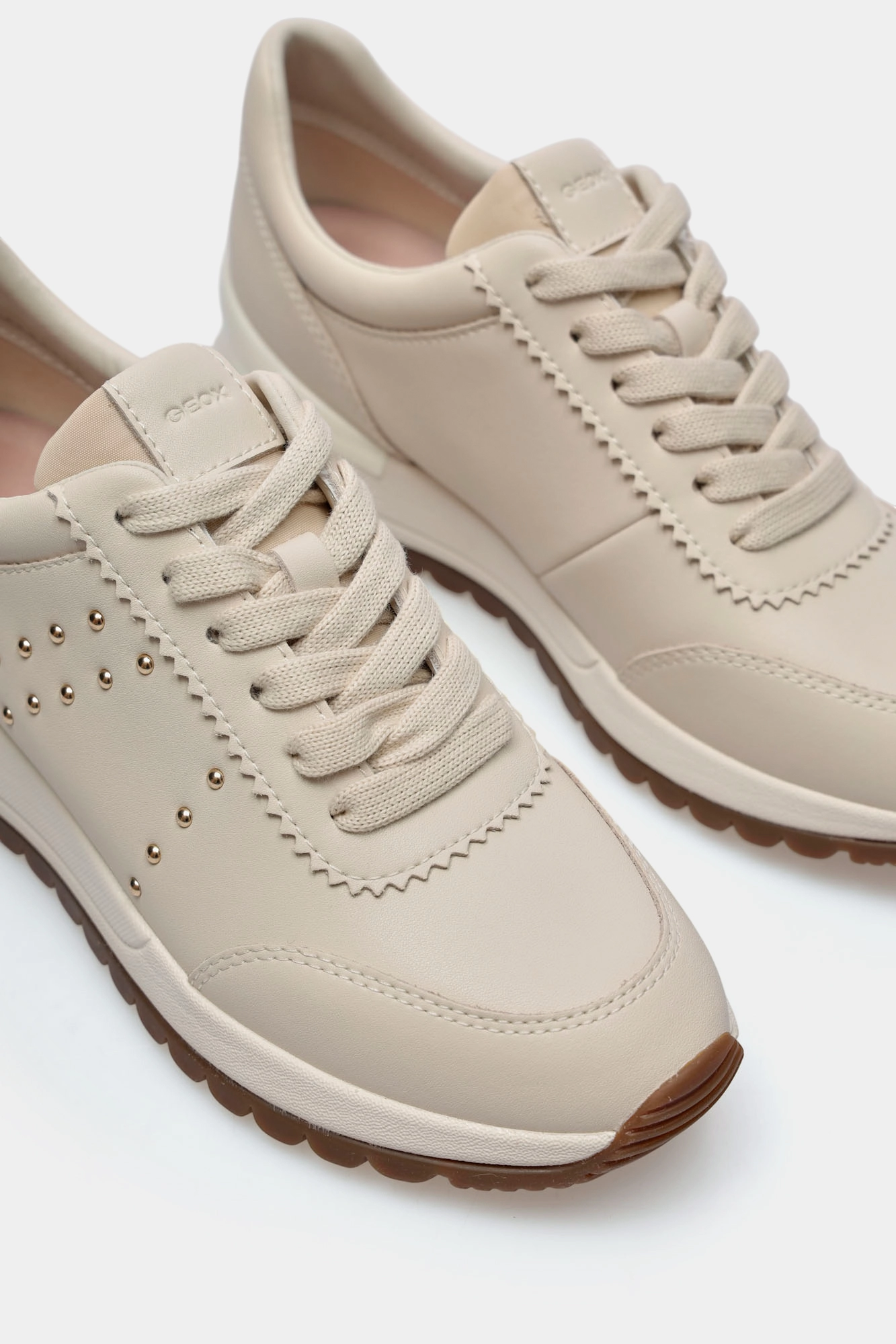 D6500B09B11 Кроссовки Geox Бежевый