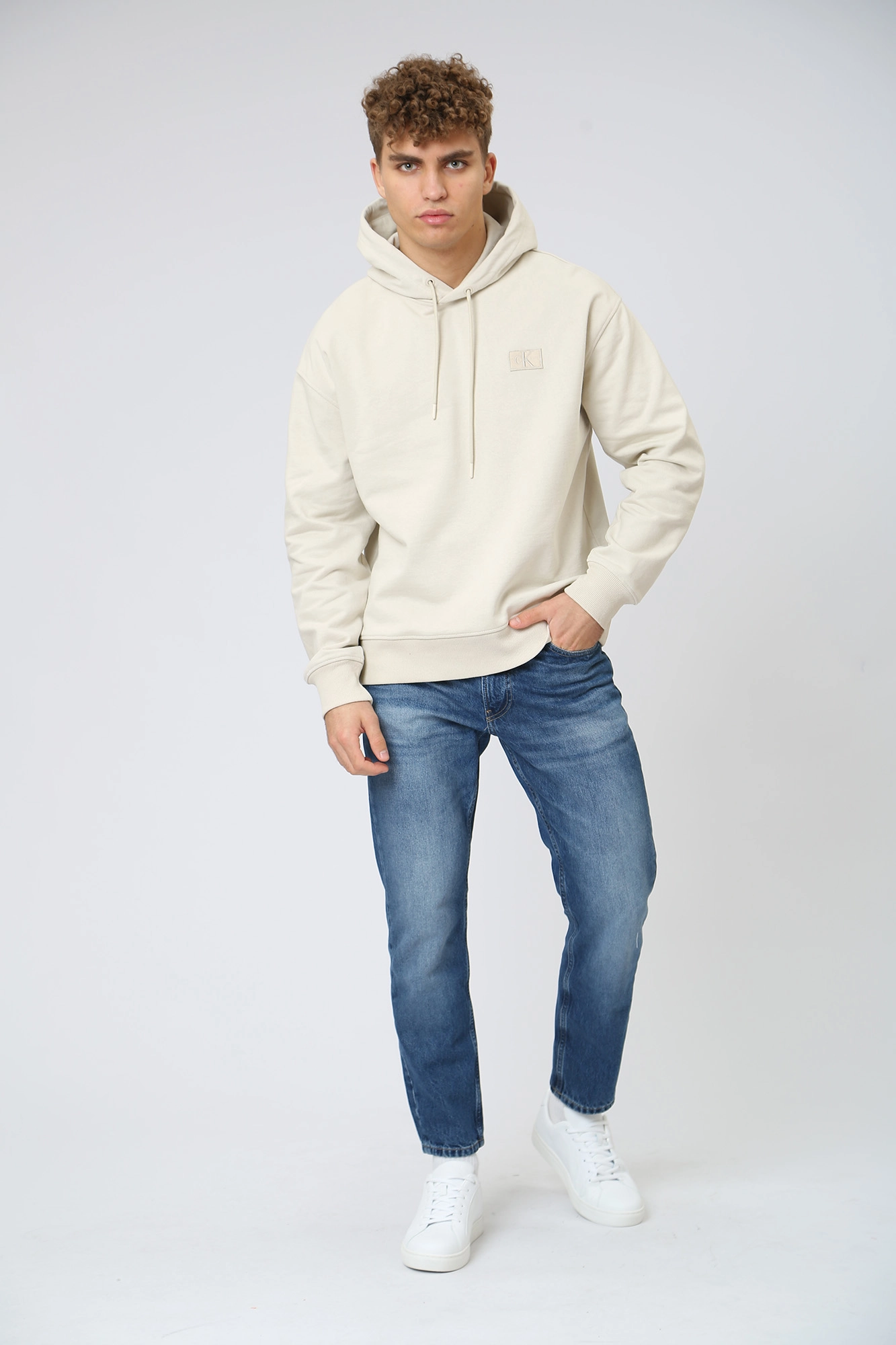 J30J321879 Худи Calvin Klein Jeans Бежевый