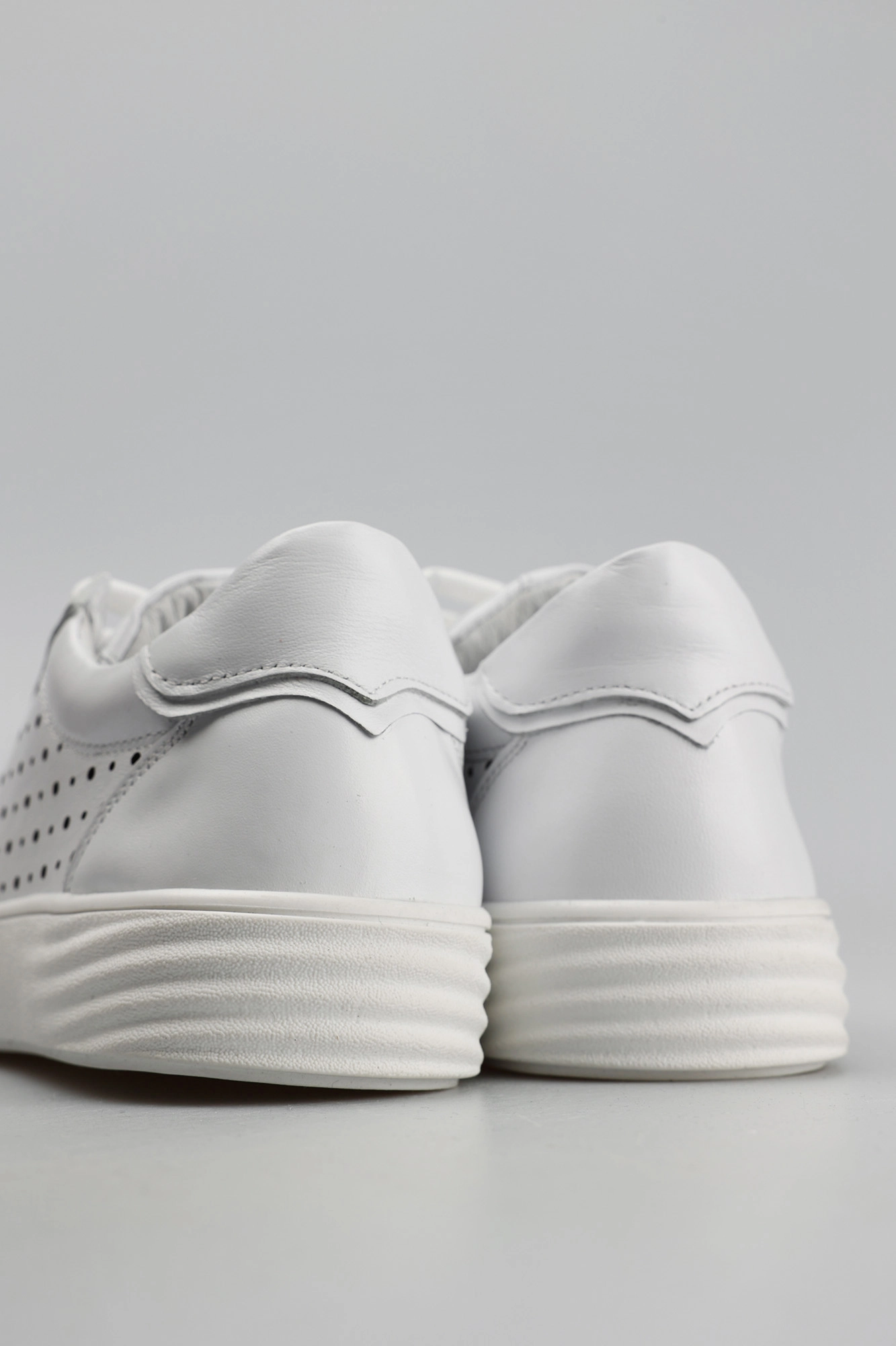 2471762WA-P Кеды Marc Cony Белый