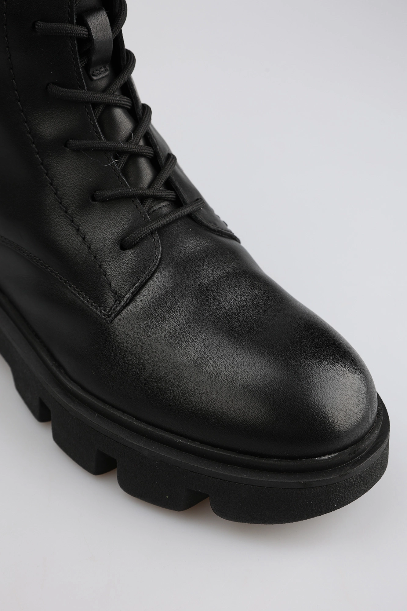 D26UAH085KBC9999 Ботинки Geox Черный