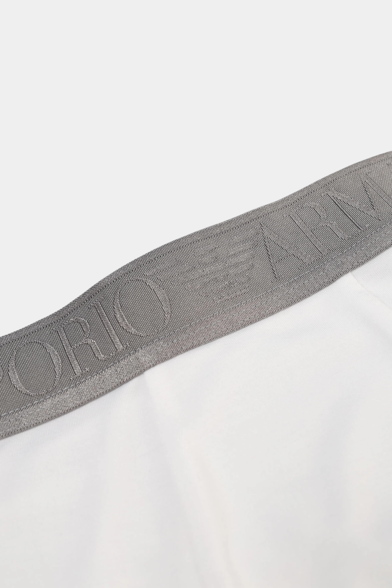 EM000231_AF14988_U0002_WHITE Трусы Emporio Armani Белый