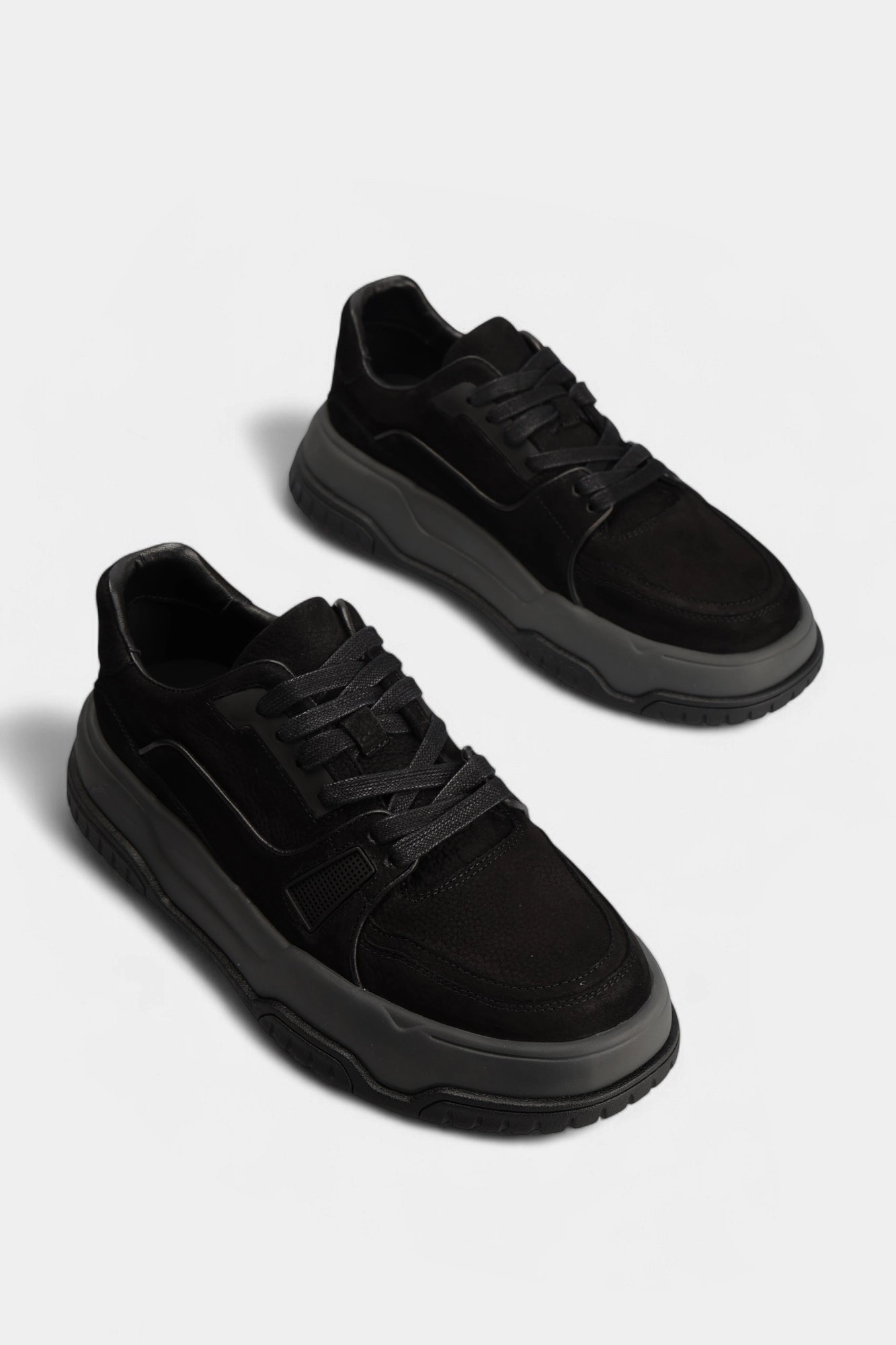 V5315-99 Кроссовки Graciana Черный