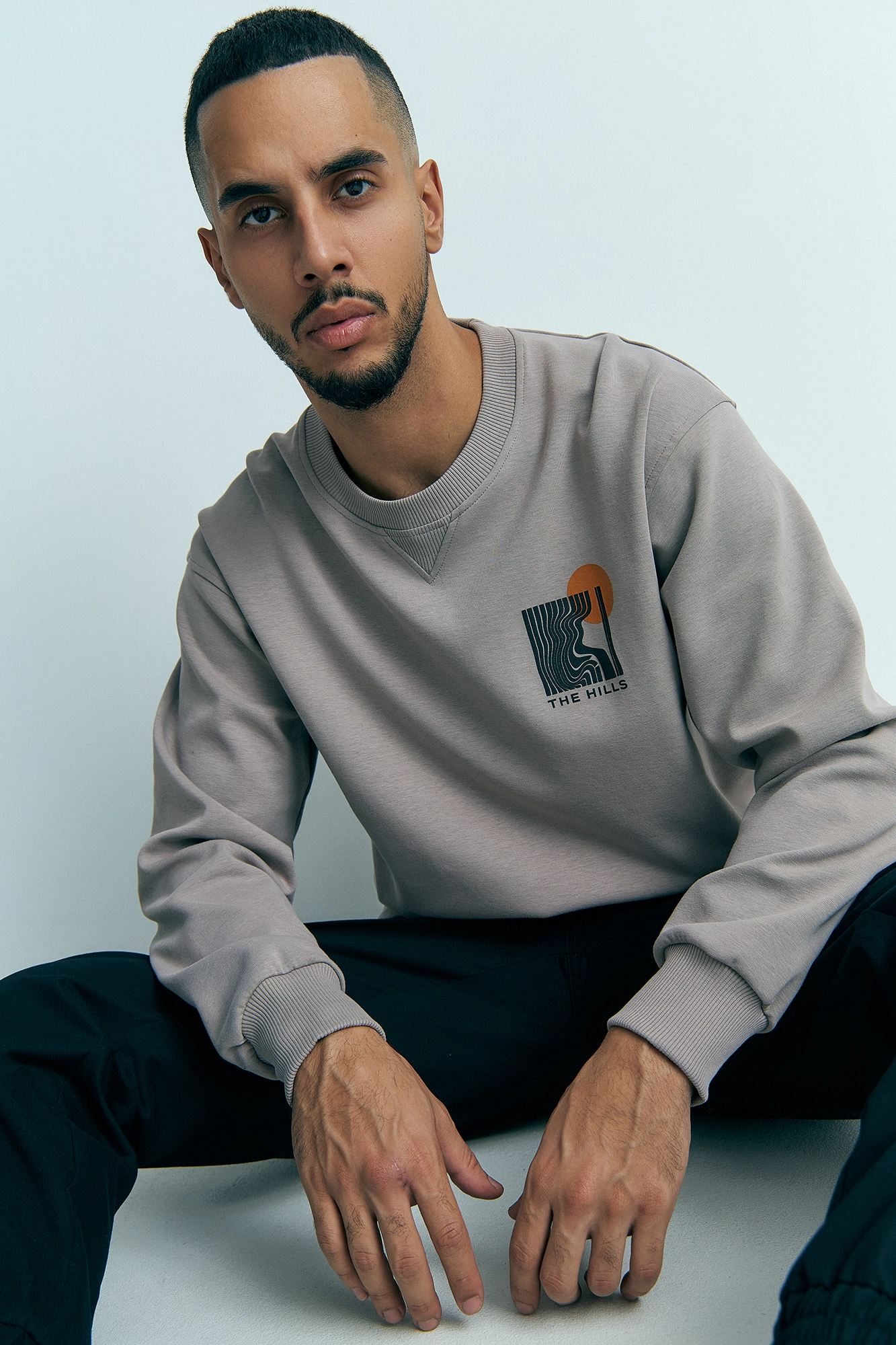 M-232-М-21-0174 Свитшот The Hills Бежевый