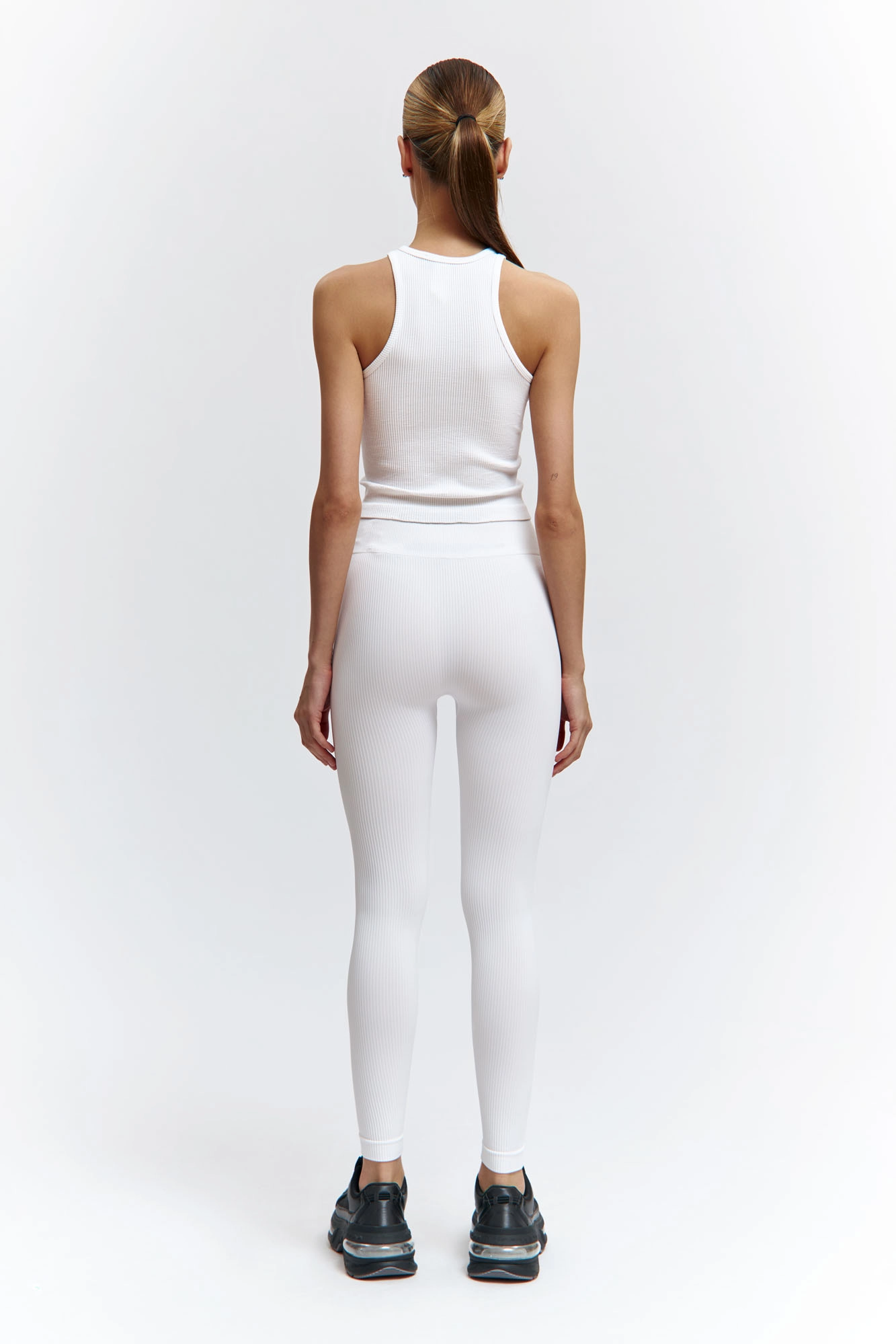 VW-GAA-33-457 топ van mich 