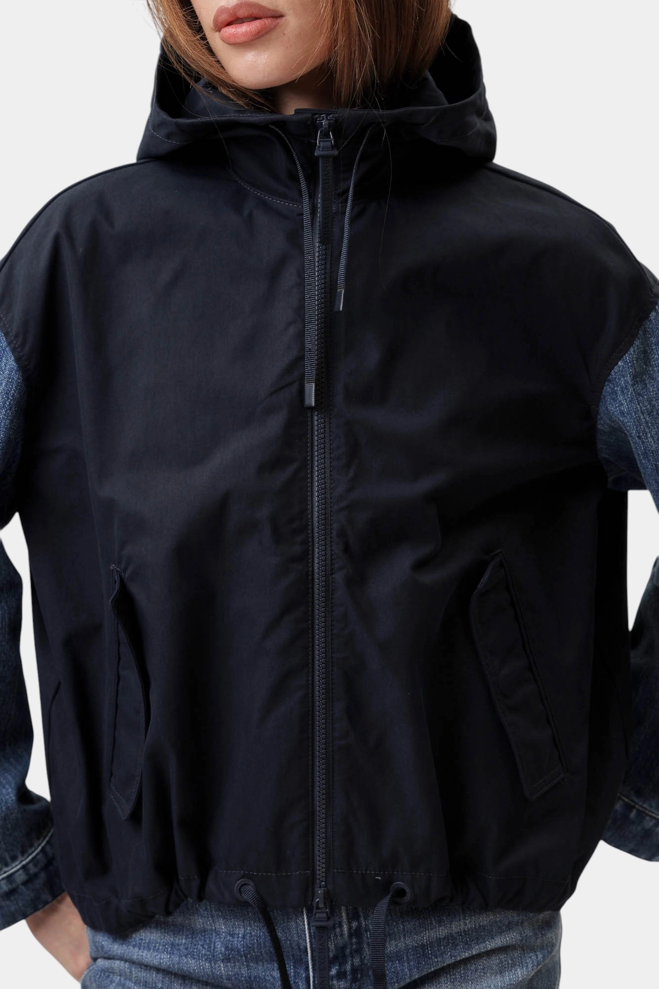 XW000557_AF12845 куртка armani exchange 