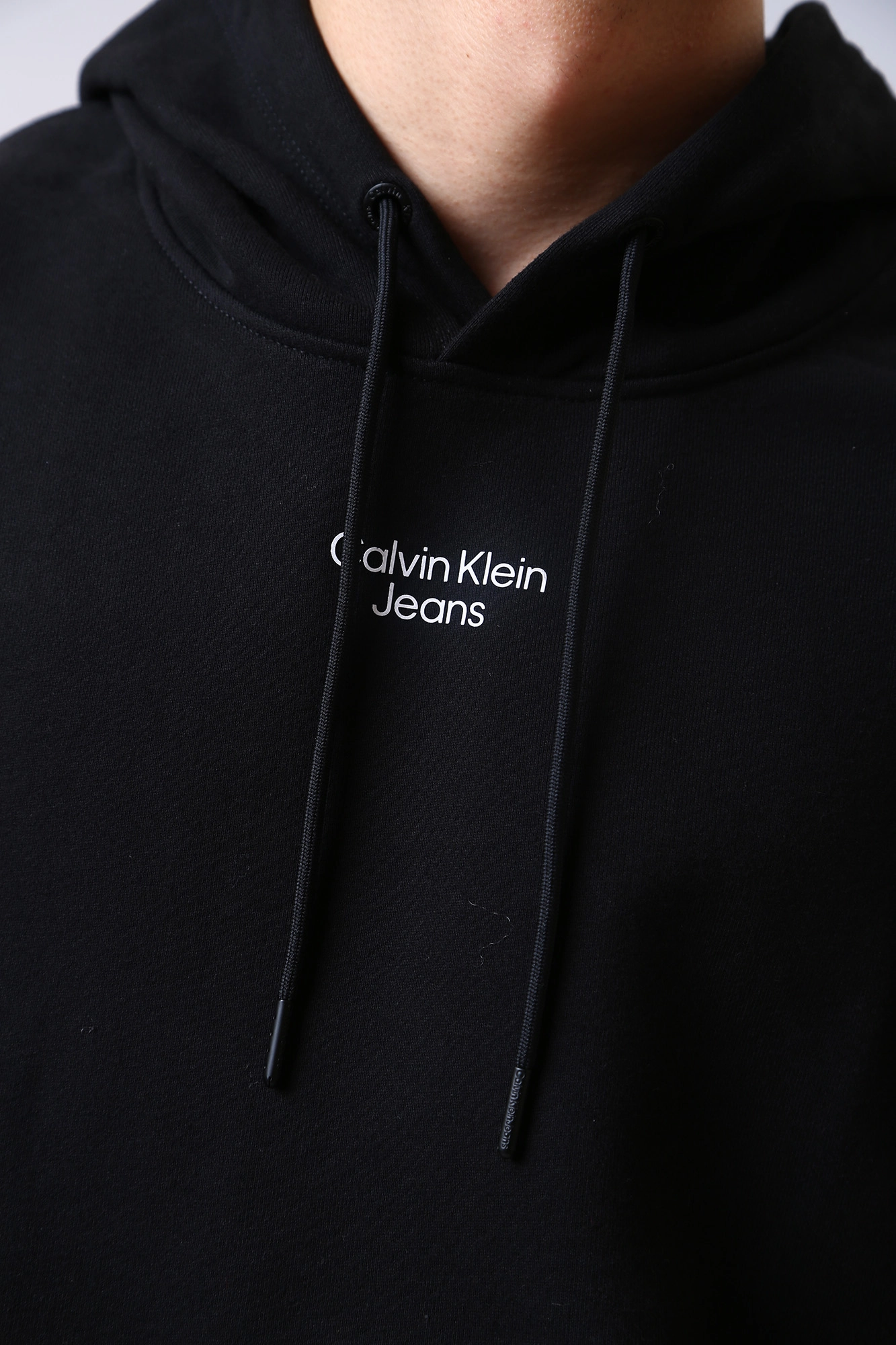 Calvin Klein Jeans J30J320604 NERO Med Online.ru