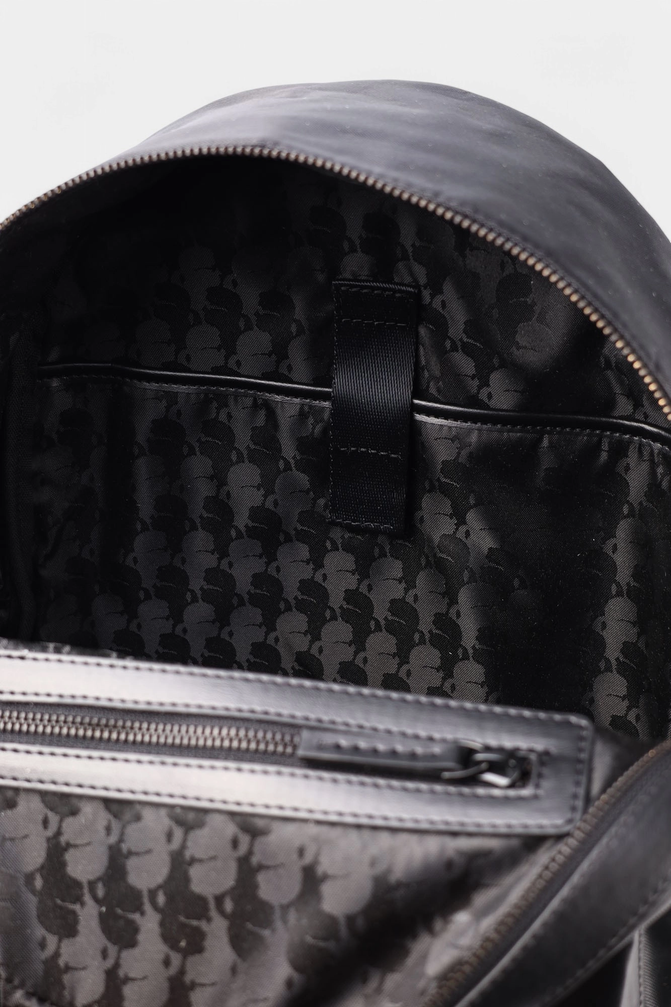 552191_805908 Рюкзак Karl Lagerfeld Черный