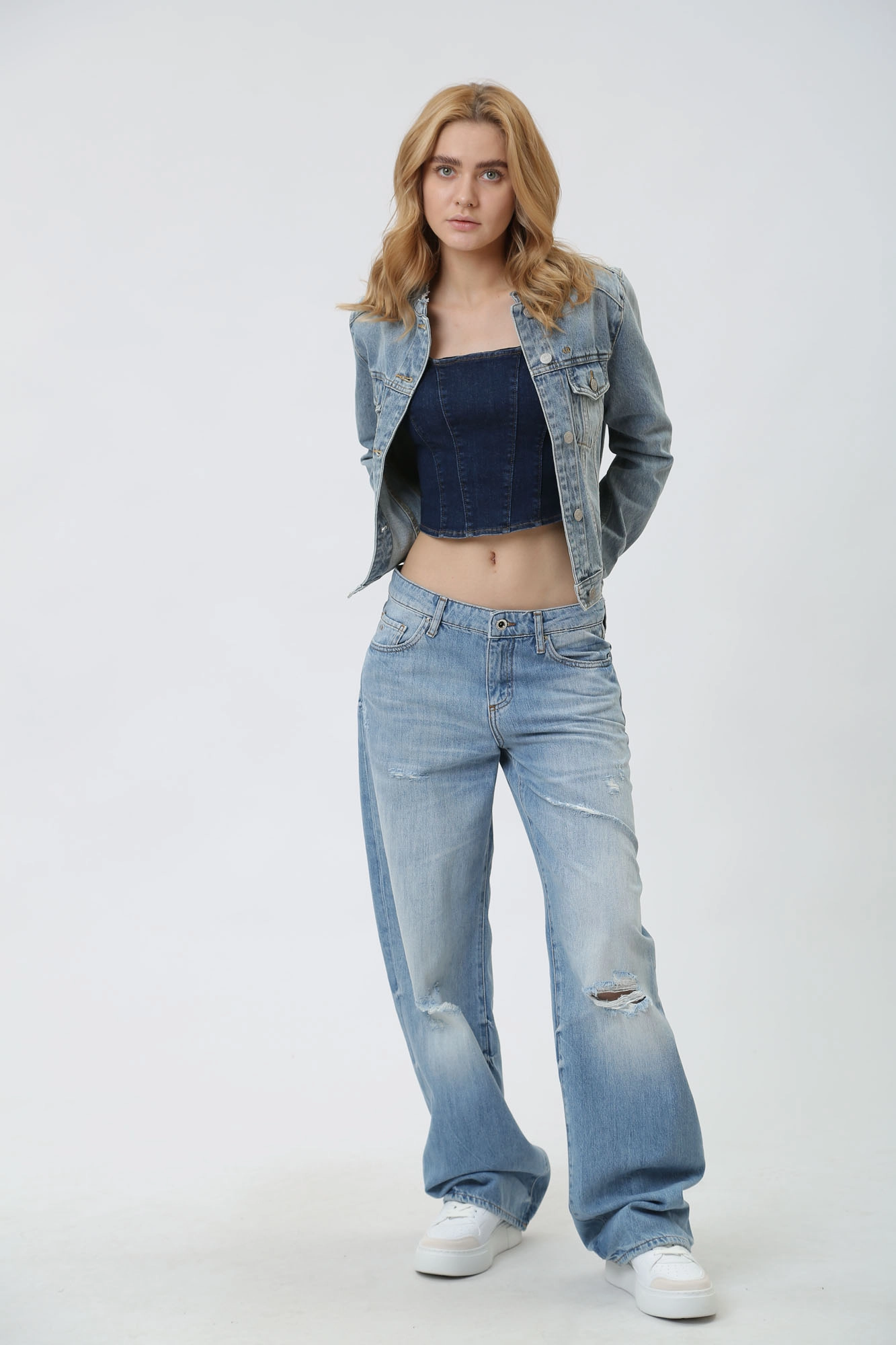 3DYJ52_Y16GZ брюки джинсовые armani exchange 