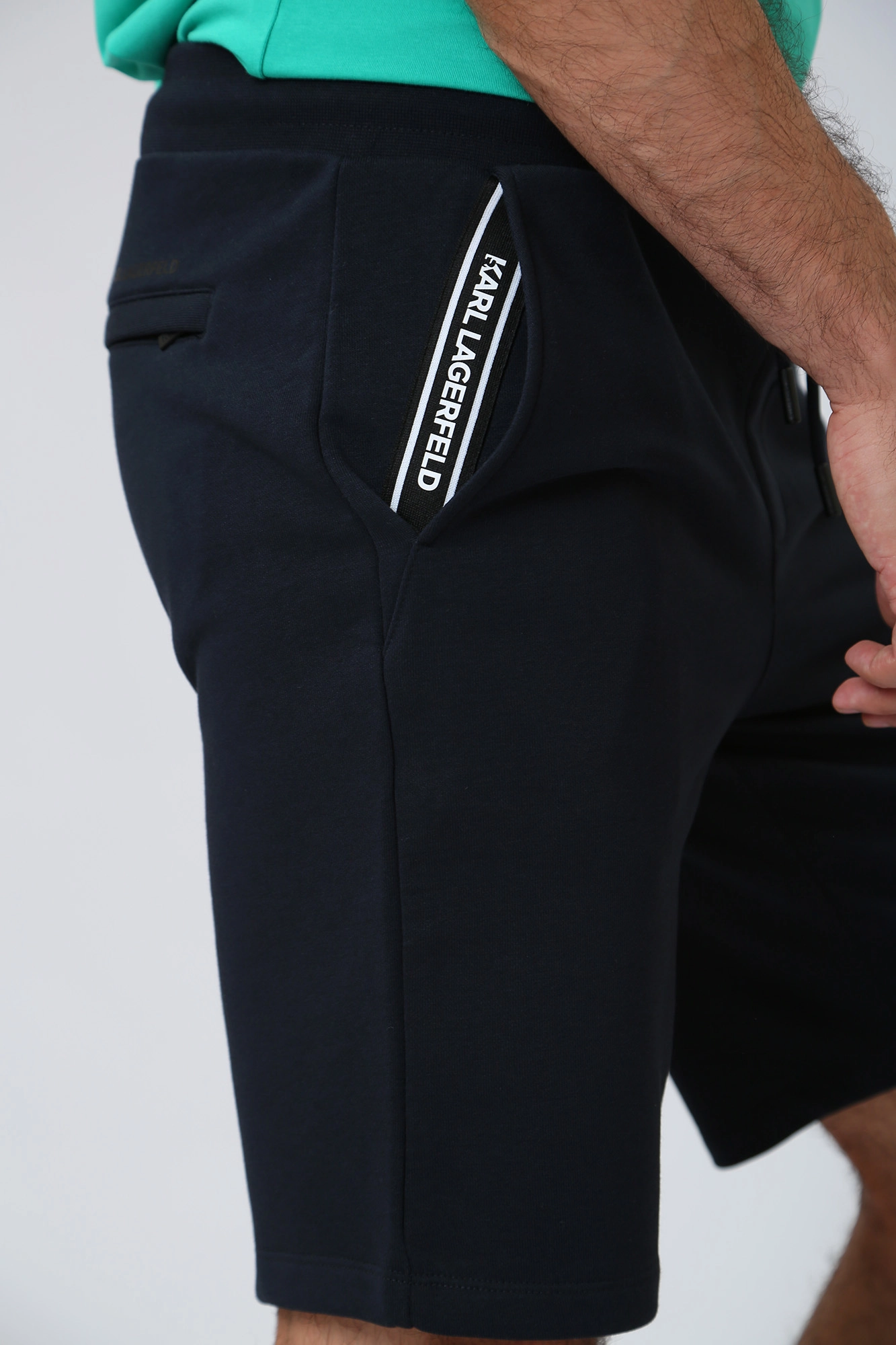 500900_705897 Шорты трикотажные Karl Lagerfeld Синий