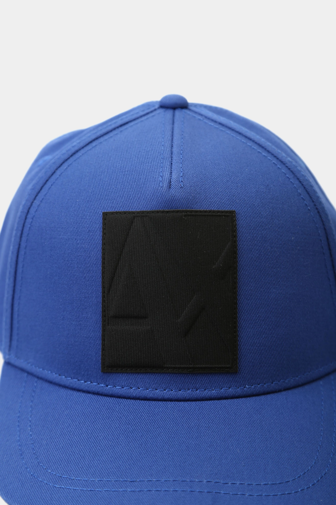 954217_4F116_31734 Кепка Armani Exchange Голубой