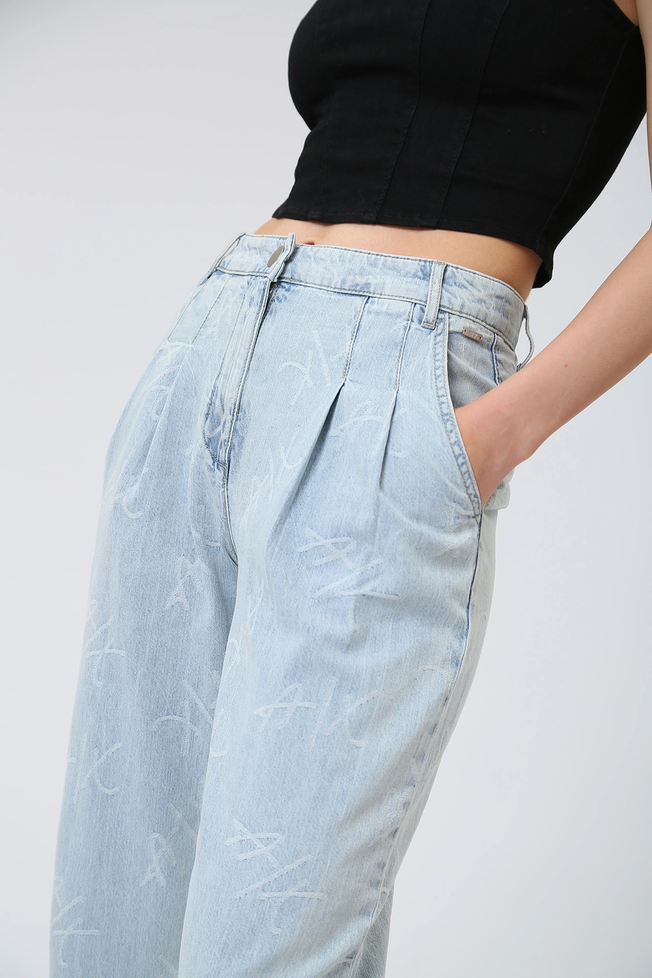 3RYP62_Y1NZZ брюки джинсовые armani exchange 