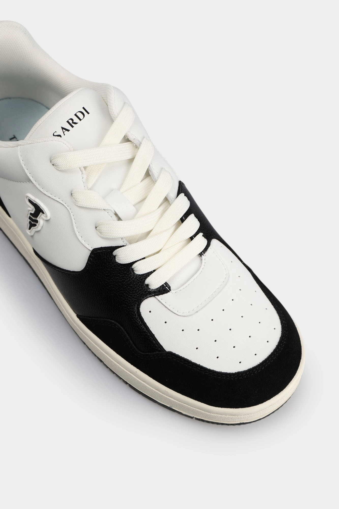 N032S000935N-MNS02L72-22SA Кеды Trussardi Белый