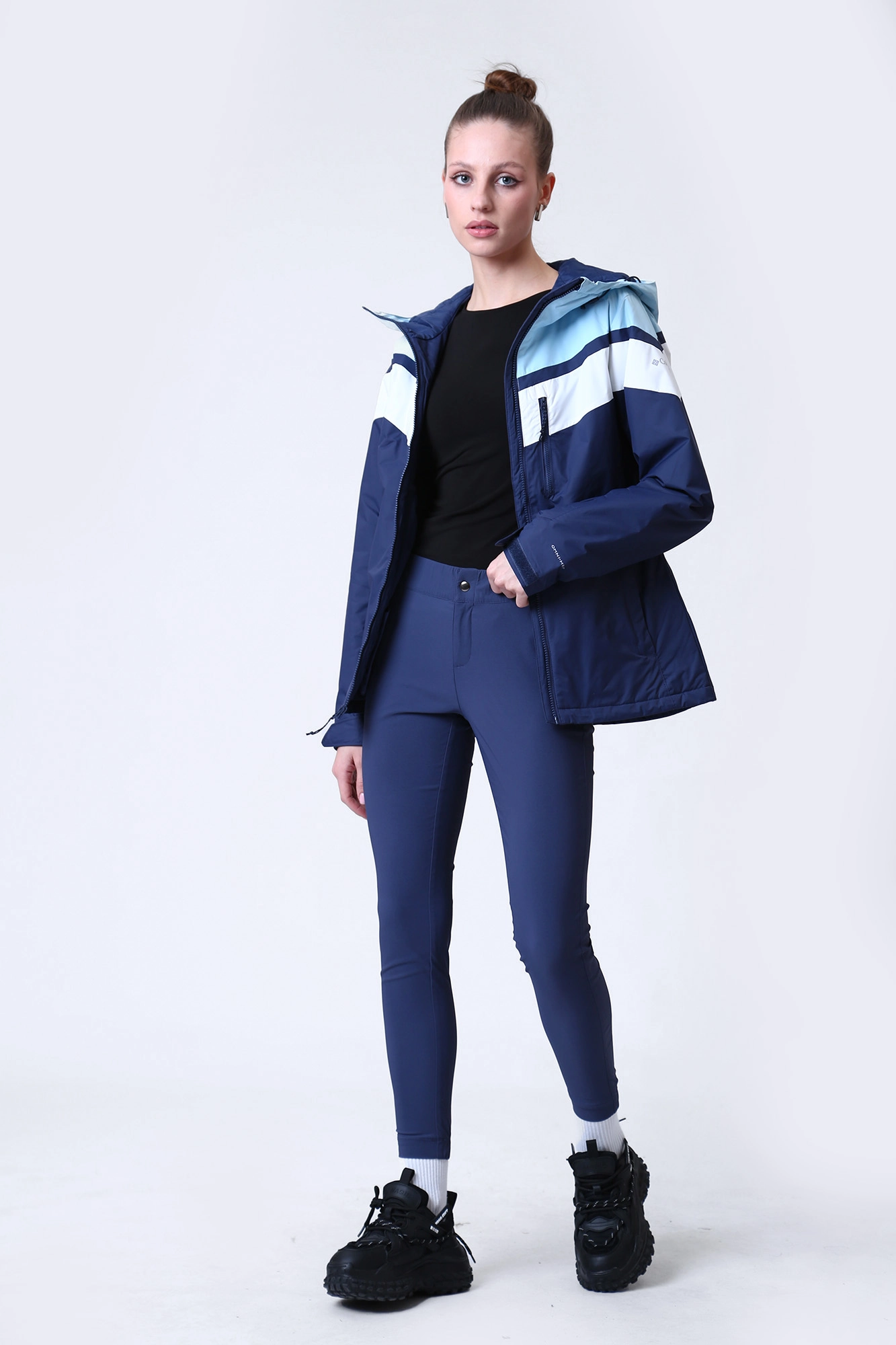 Columbia snow clothes store