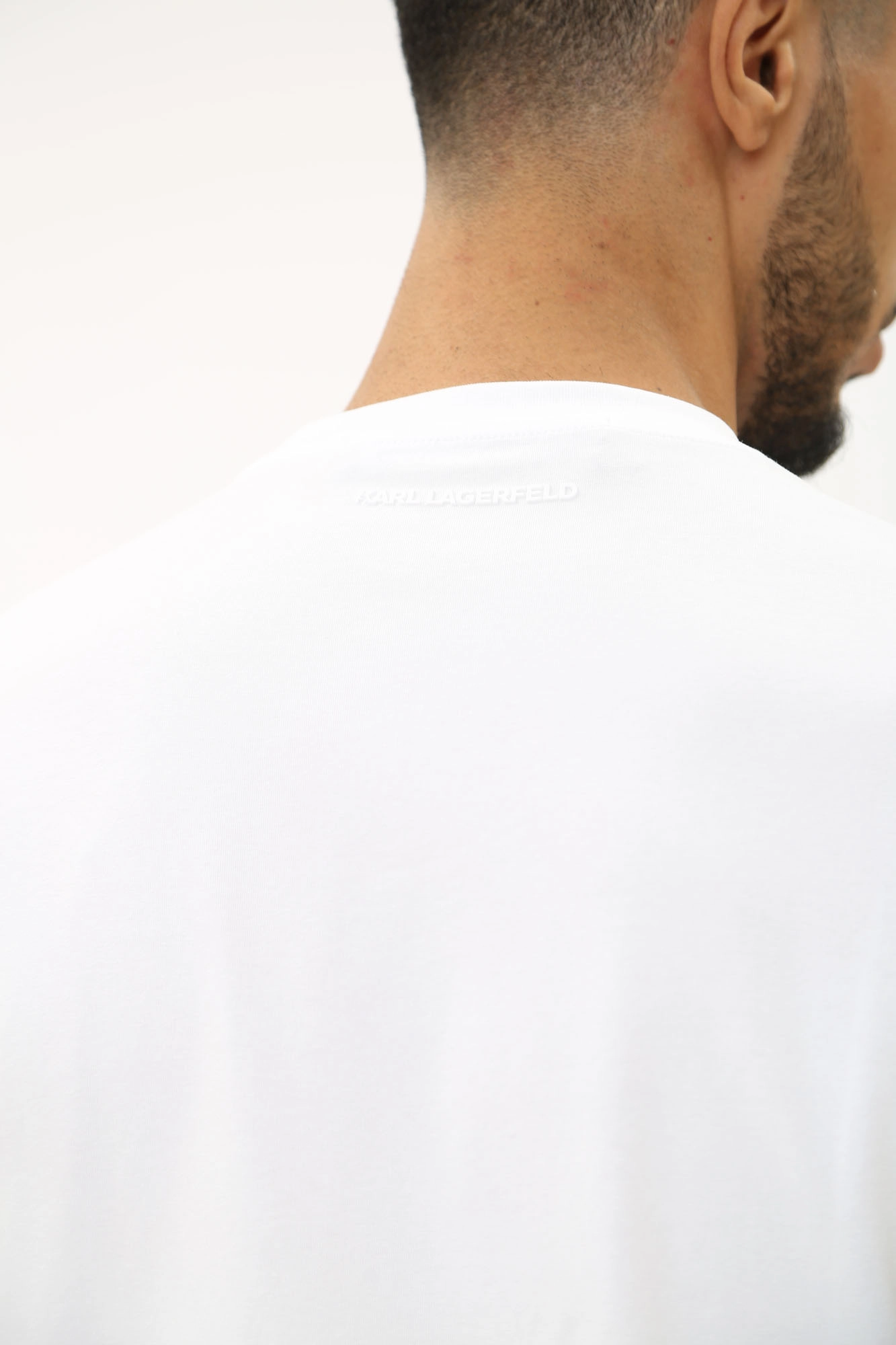 543221_75540 Лонгслив Karl Lagerfeld Белый