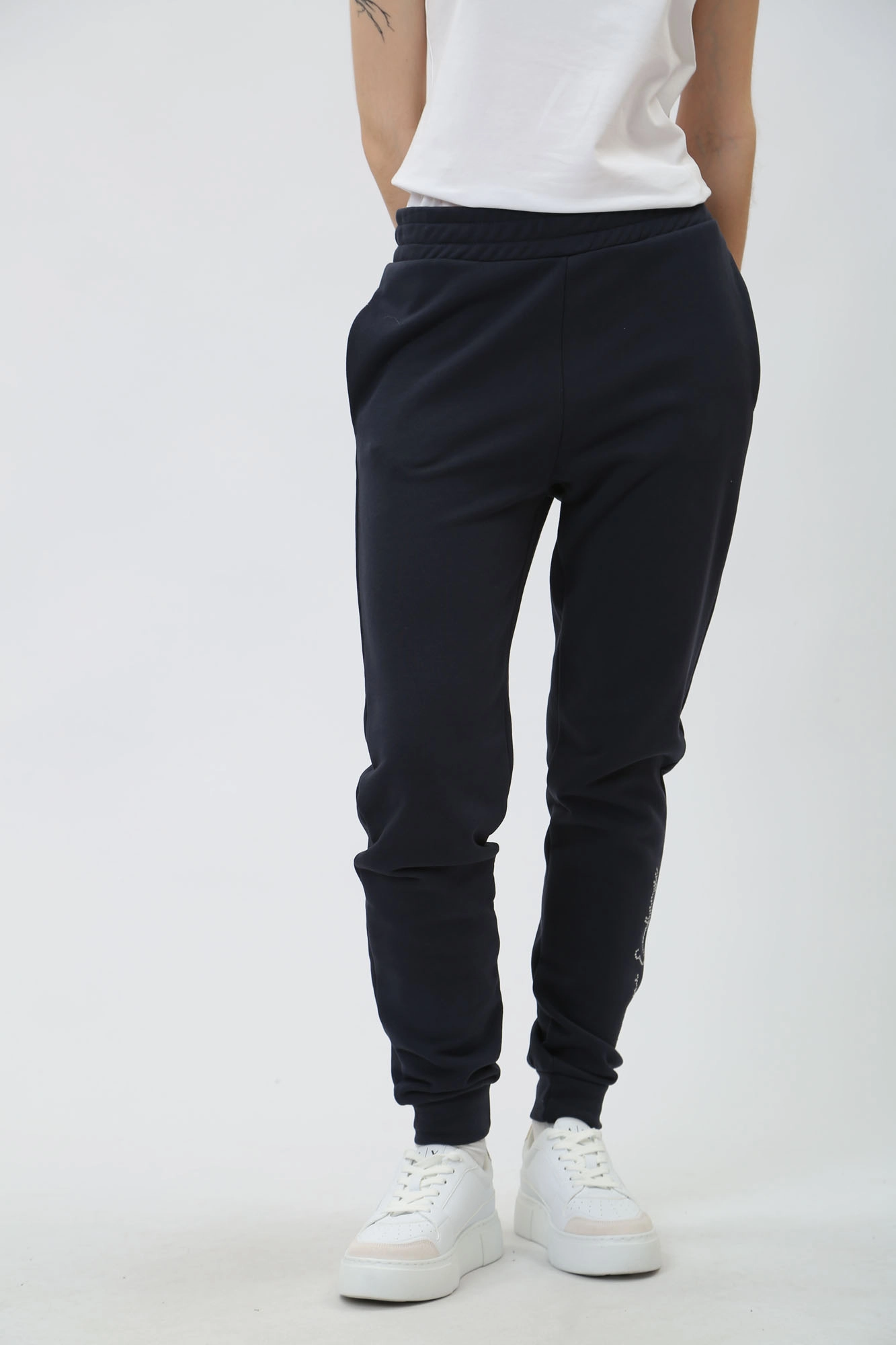 3DYP76_YJFFZ брюки спортивные armani exchange 