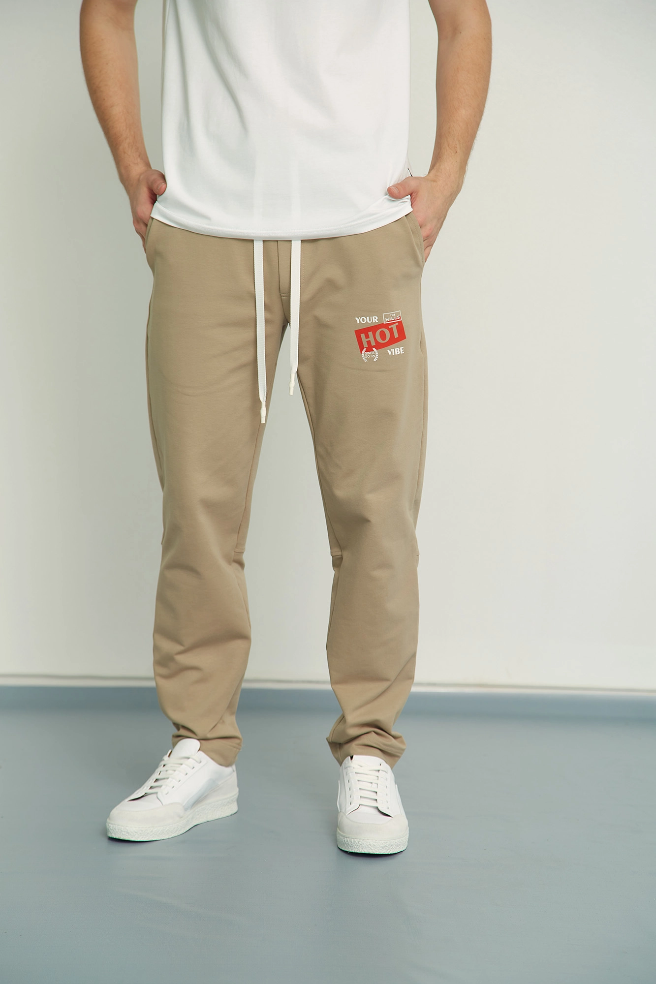 M-221-11-3339 Брюки спортивные The Hills Бежевый