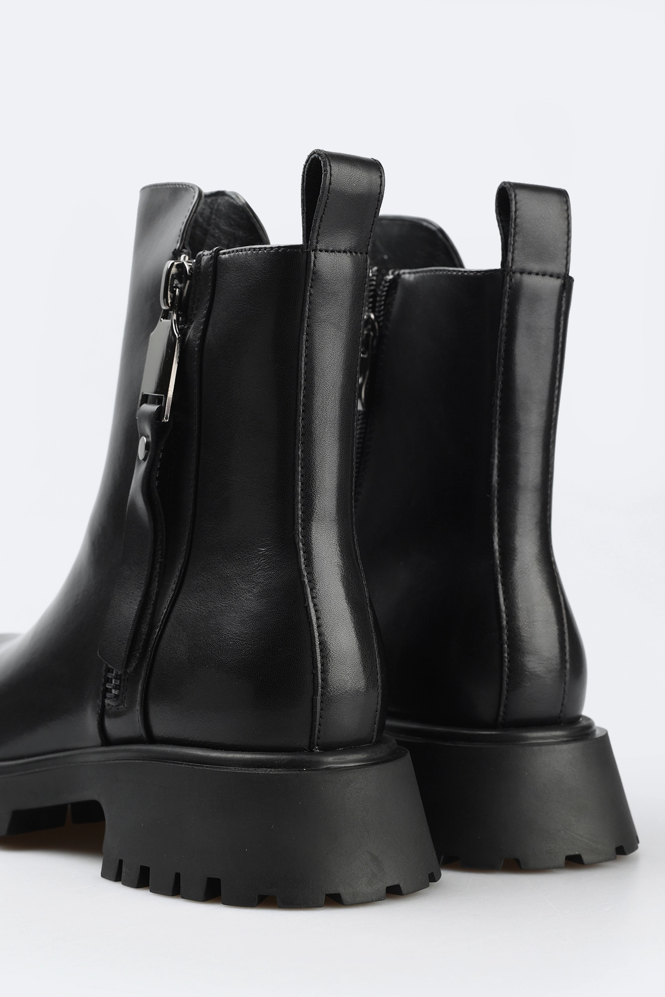 MC15834-WT/8 текстиль Полусапожки жен кожа чер. Ботинки Marc Cony Черный