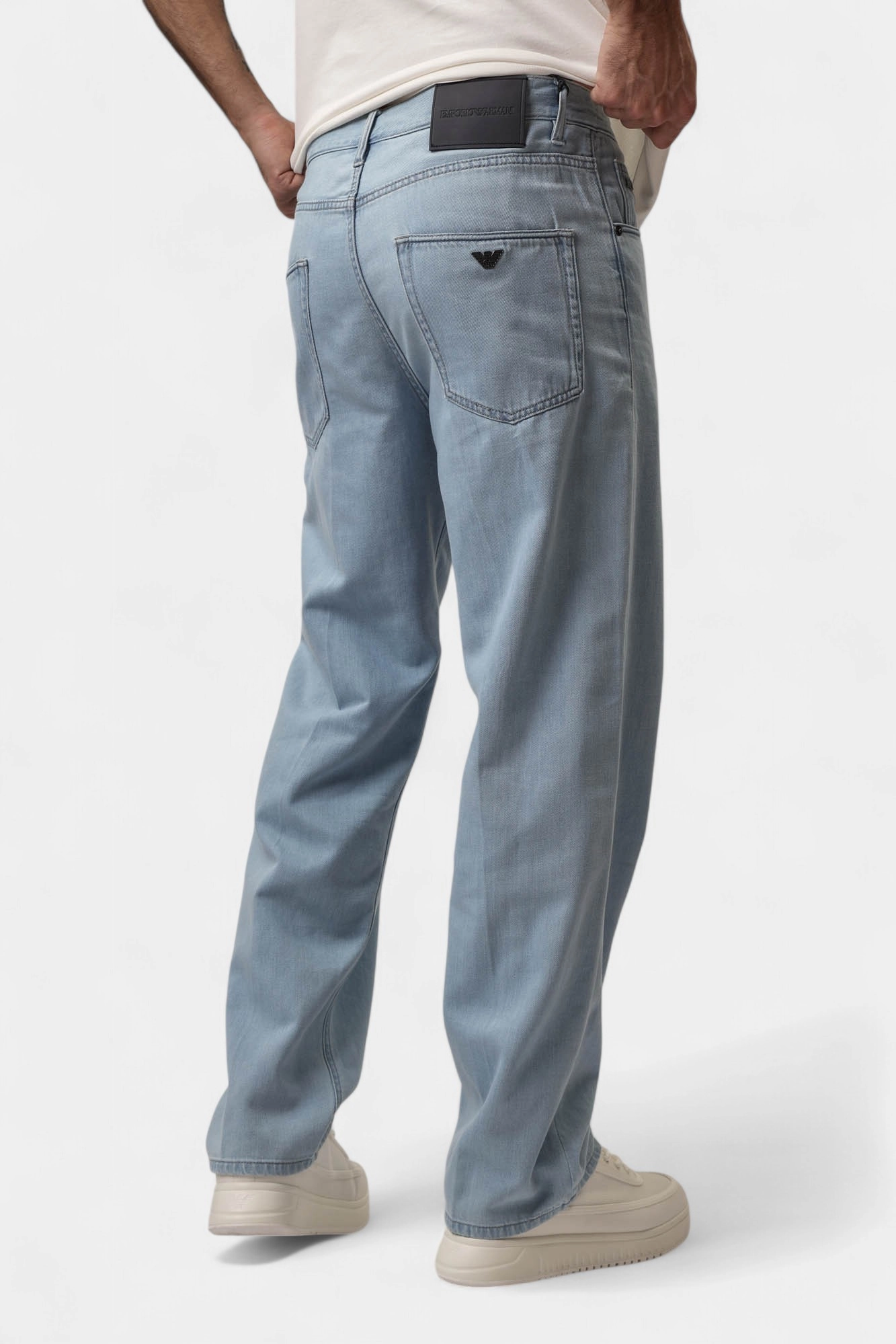 EM000665_AF13428 Брюки джинсовые Emporio Armani Синий
