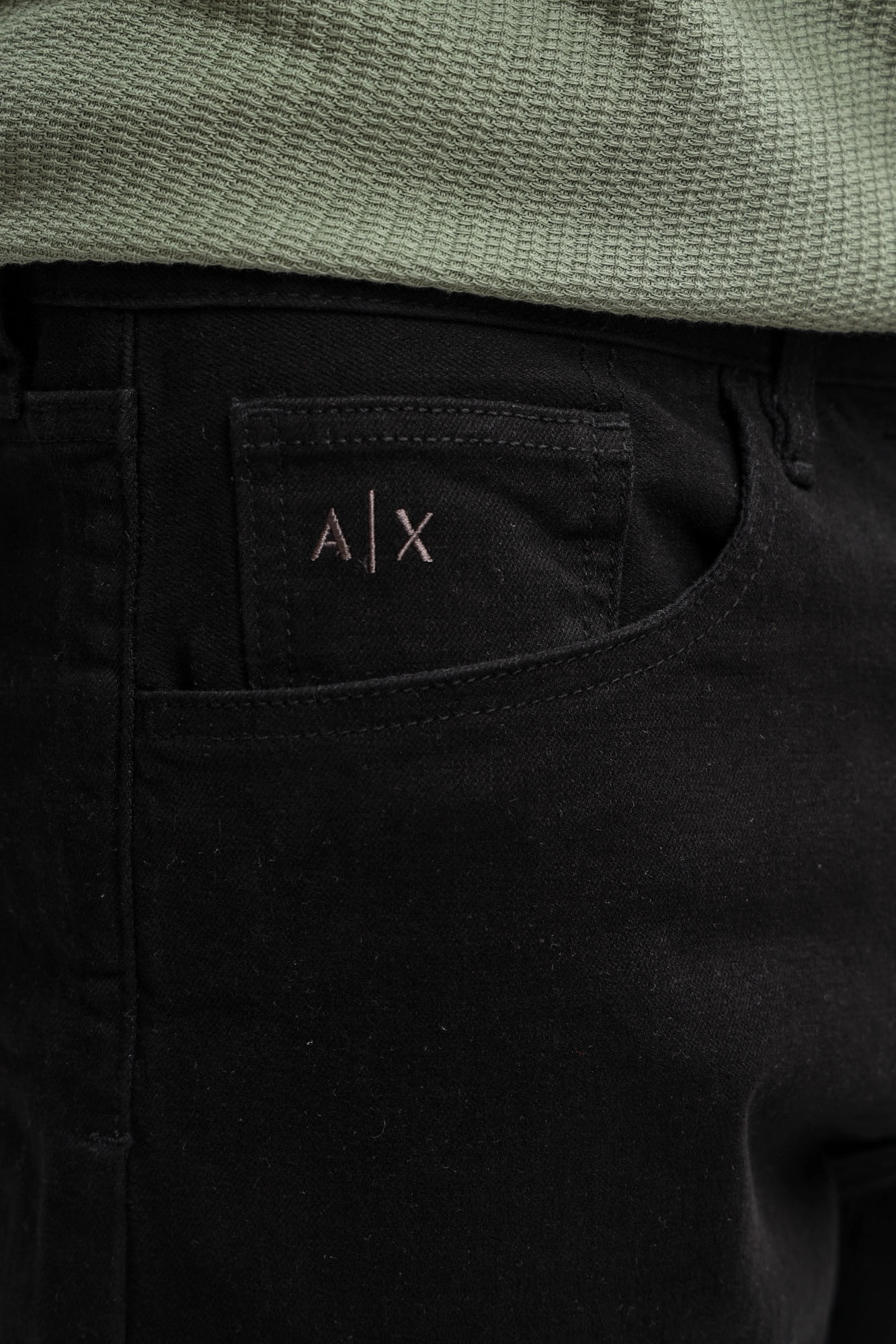 XM000069_AF14267 Джинсы Armani Exchange Черный