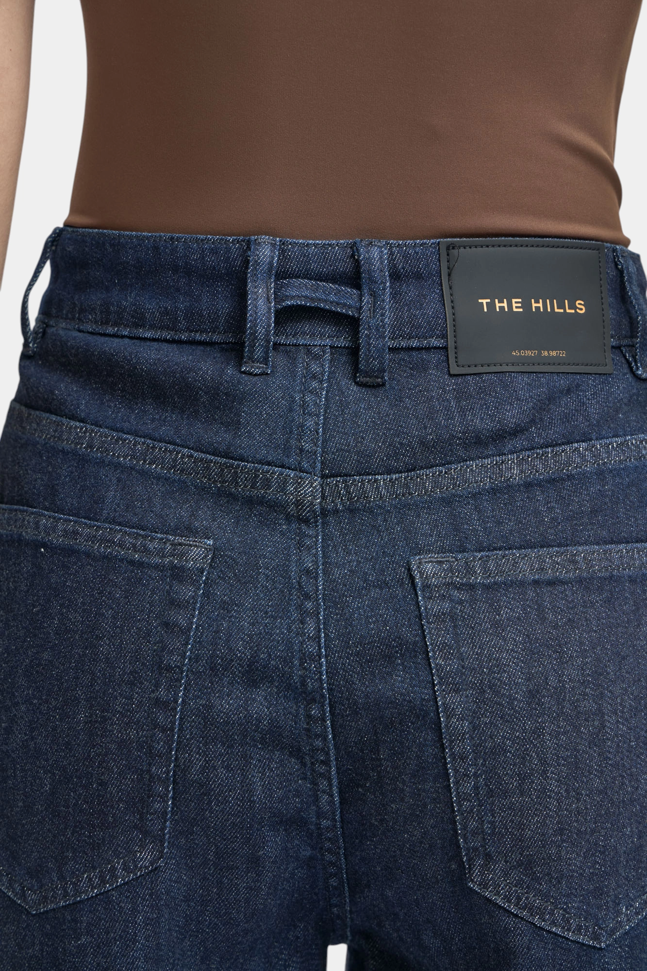 W-261-FT-56-0081 шорты джинсовые the hills 