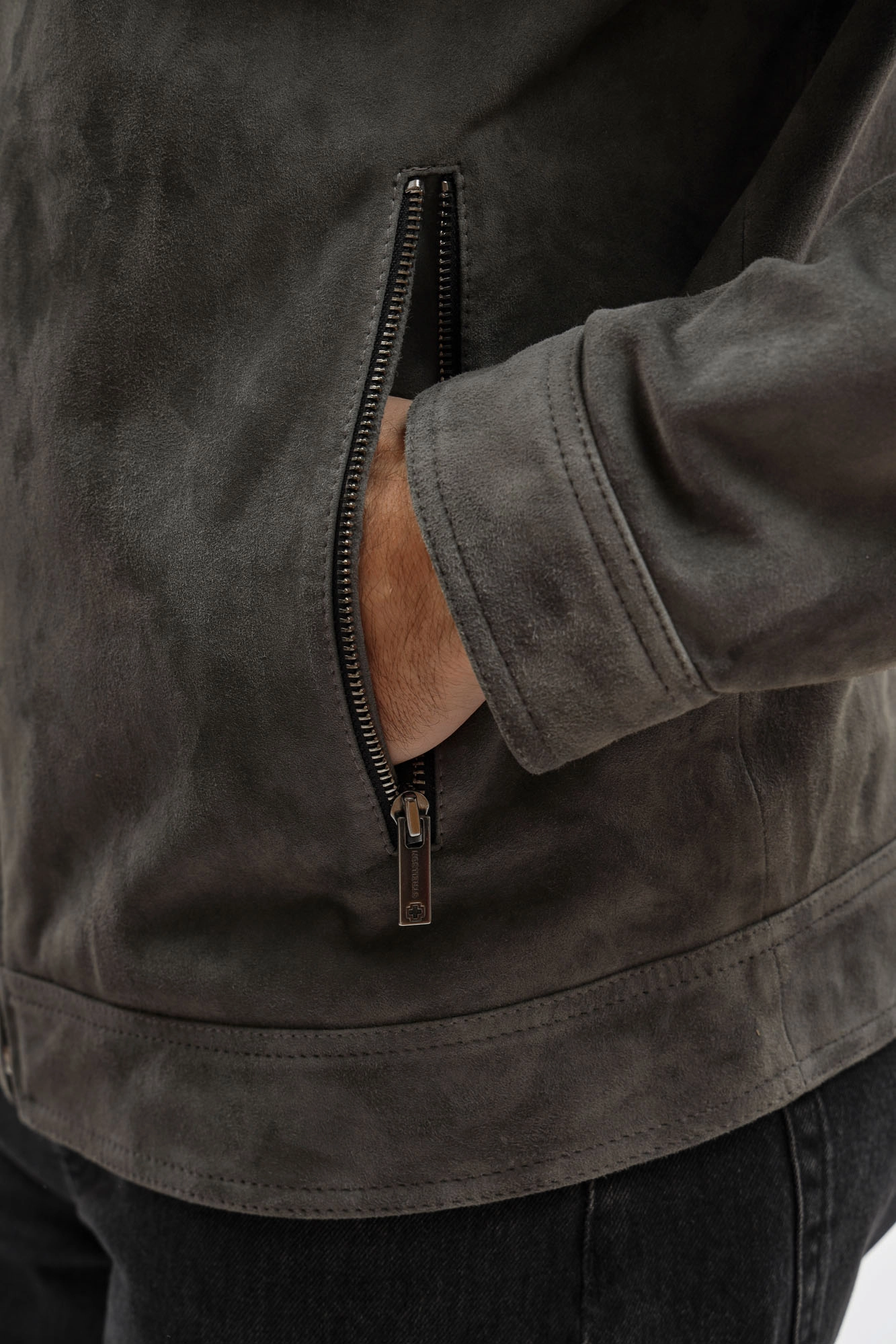 80000830_110165 Куртка кожаная Strellson Серый