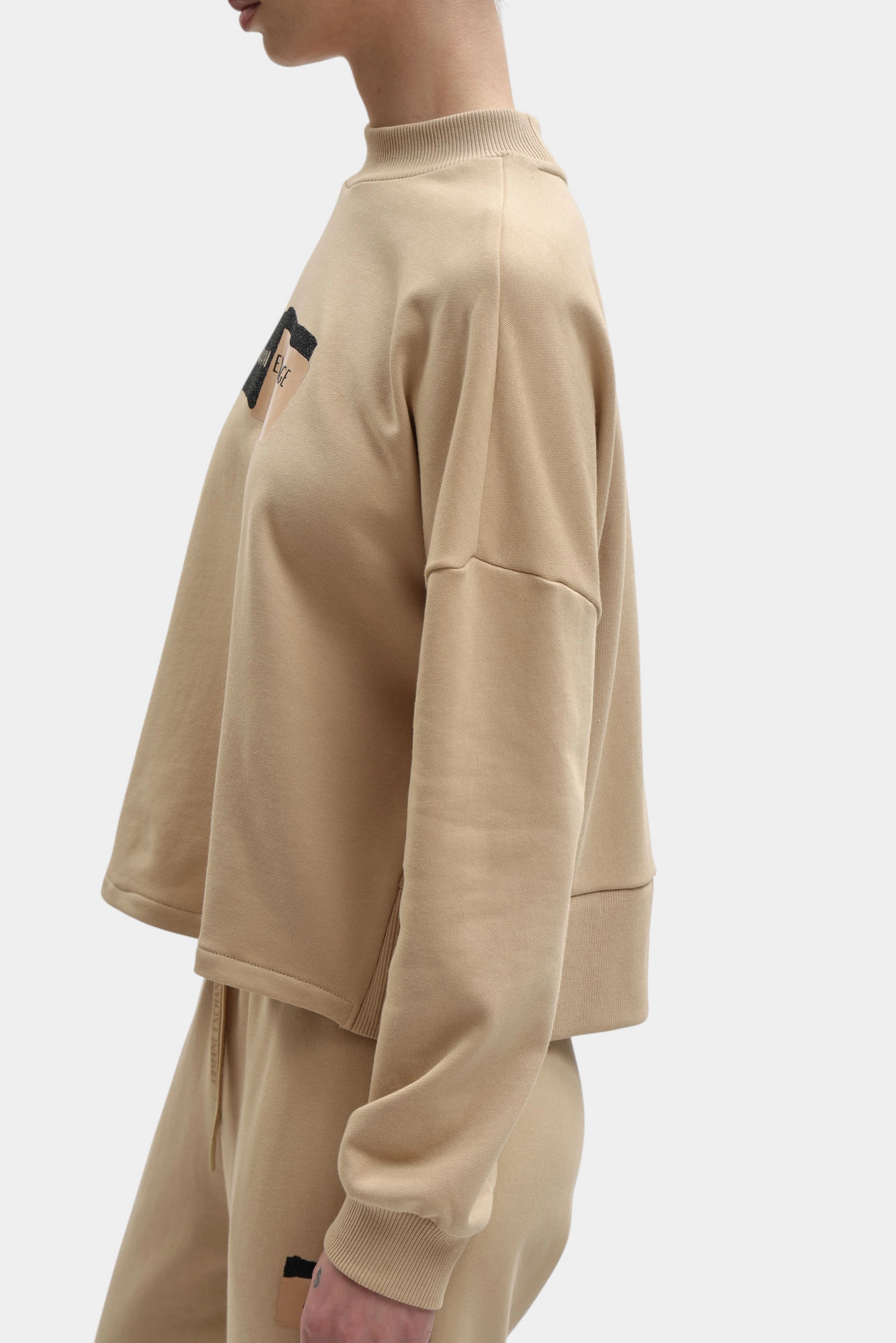 XW001799_AF24312 свитшот armani exchange 