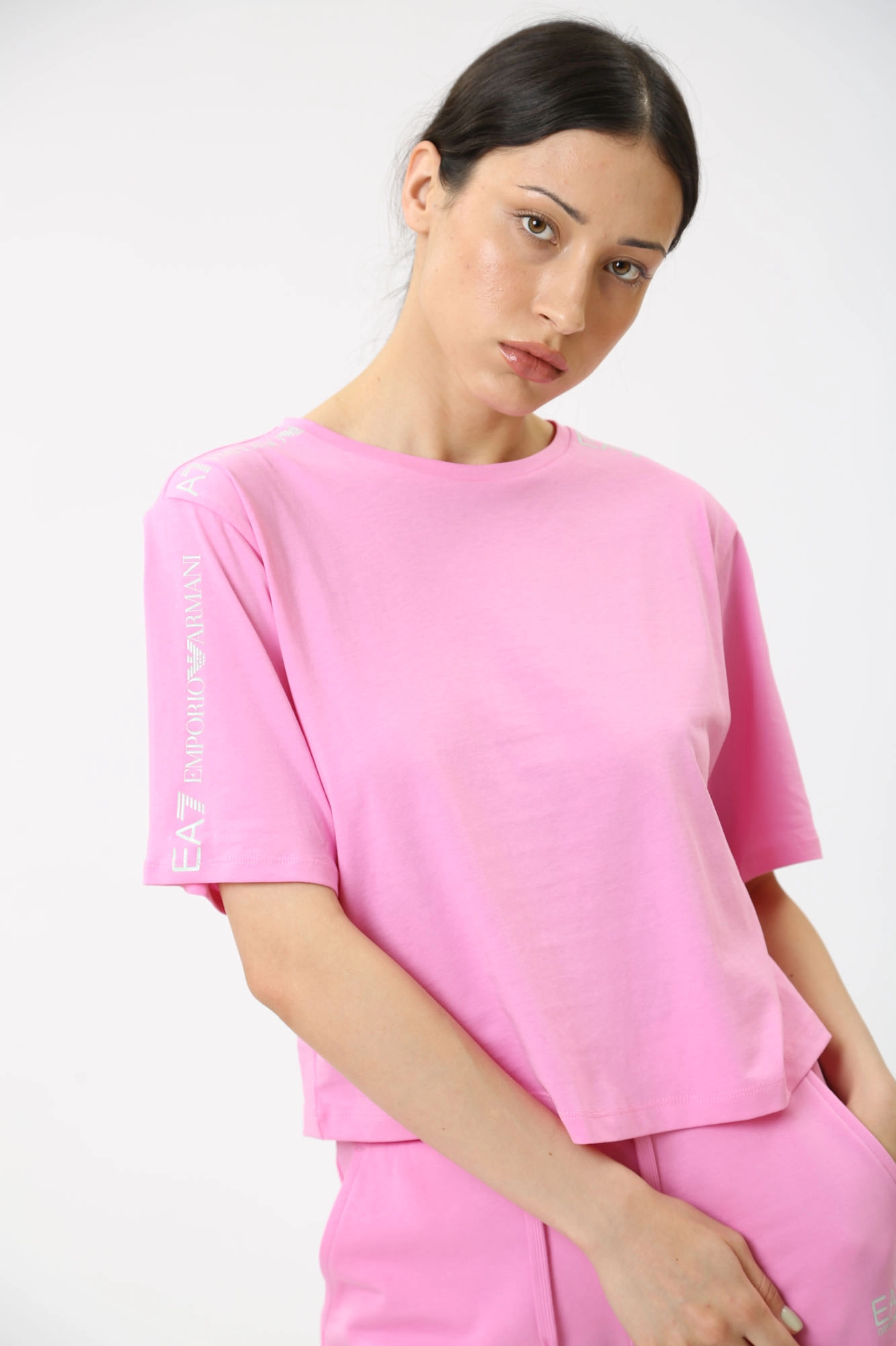 3DTT02_TJ02Z_1432 кроп-топ ea7 