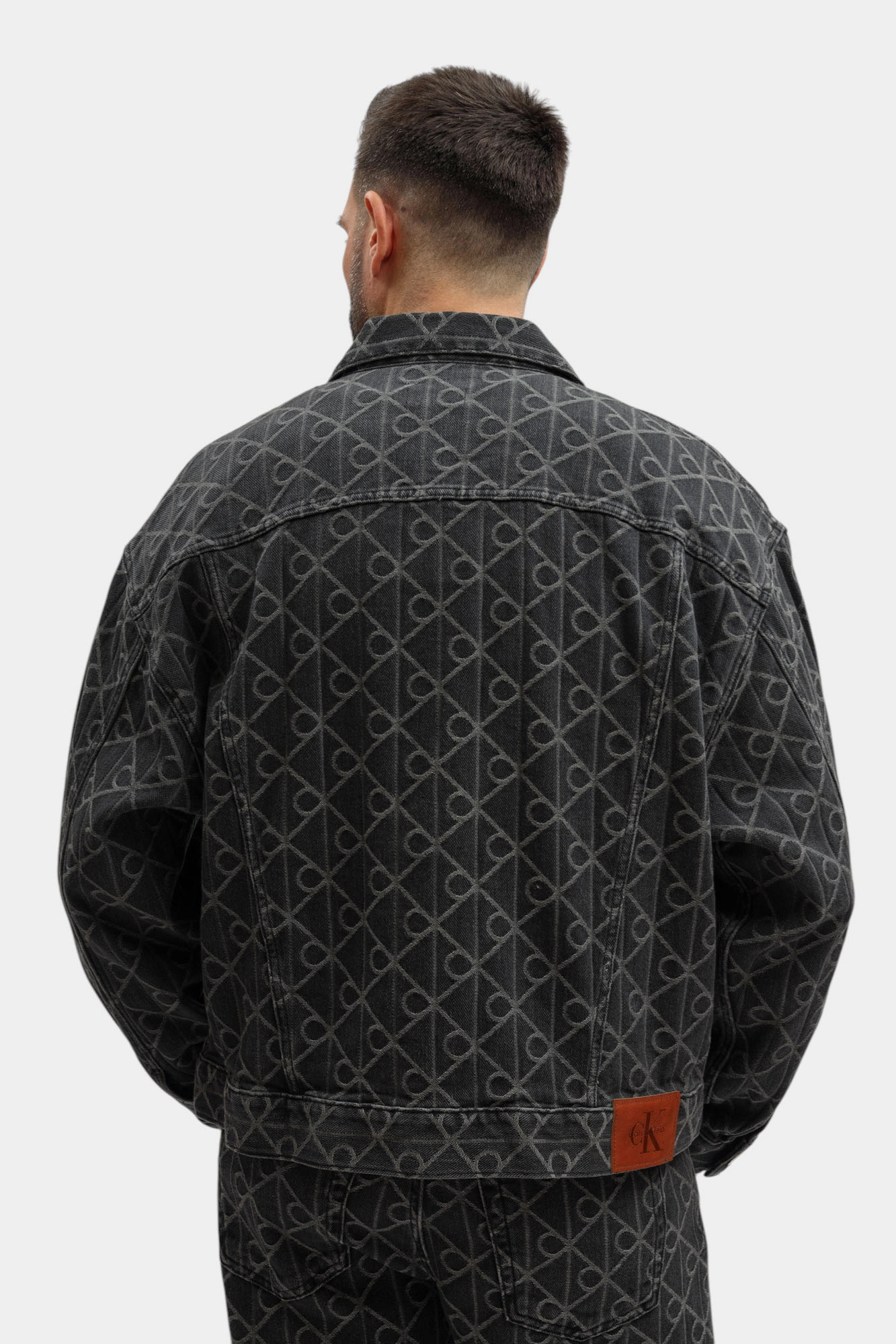 LV04RE773G Куртка джинсовая Calvin Klein Jeans Черный