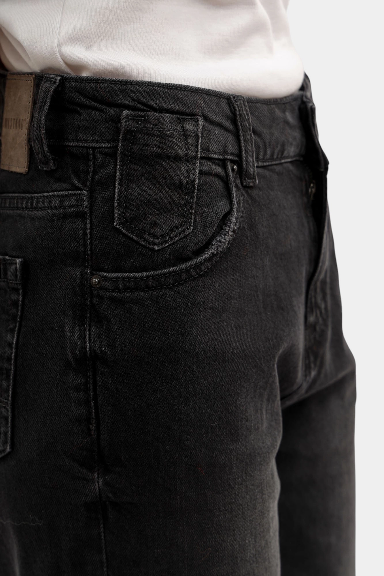 1016915-4000 джинсы mustang 