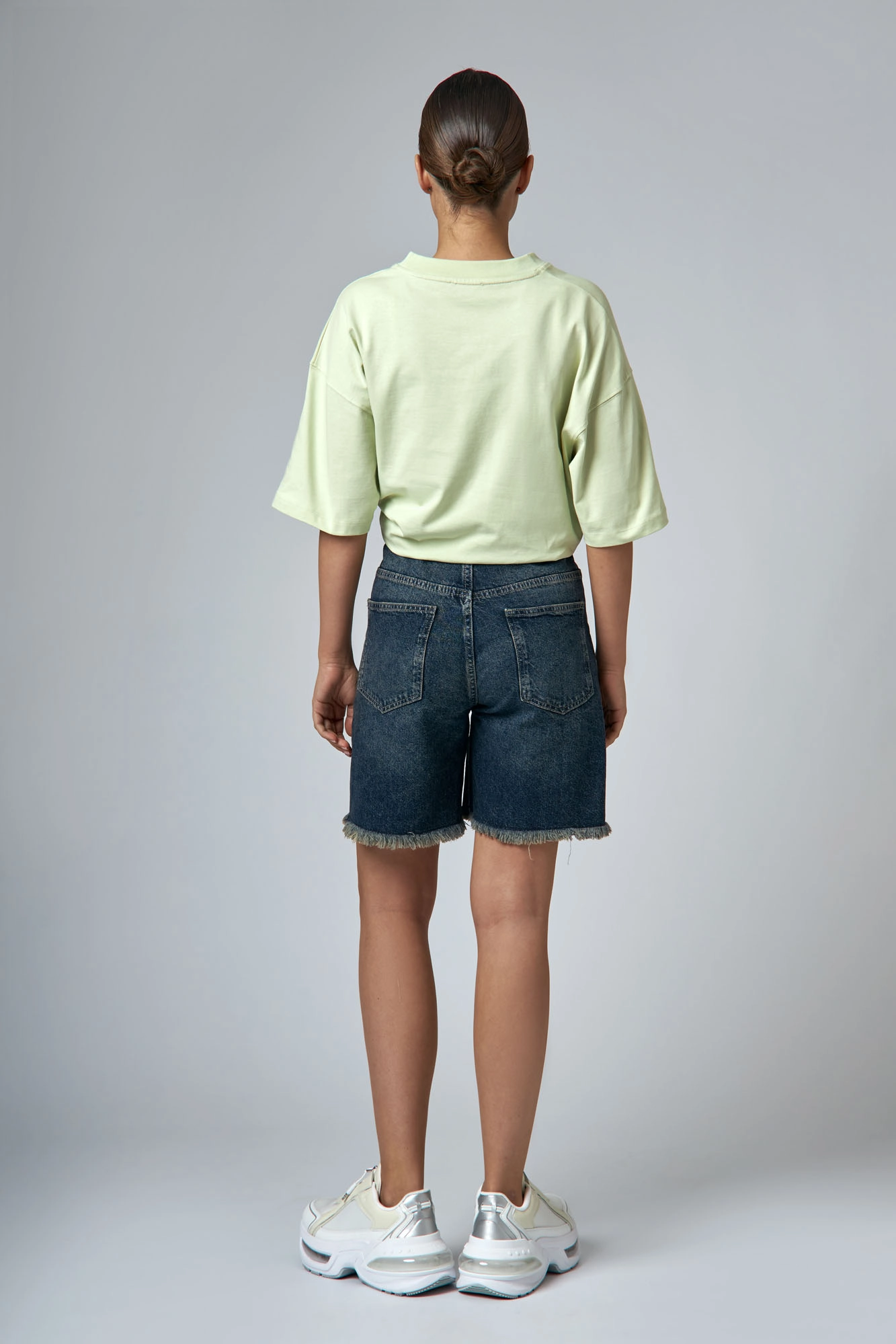 VW-OMA-33-438 шорты джинсовые van mich 