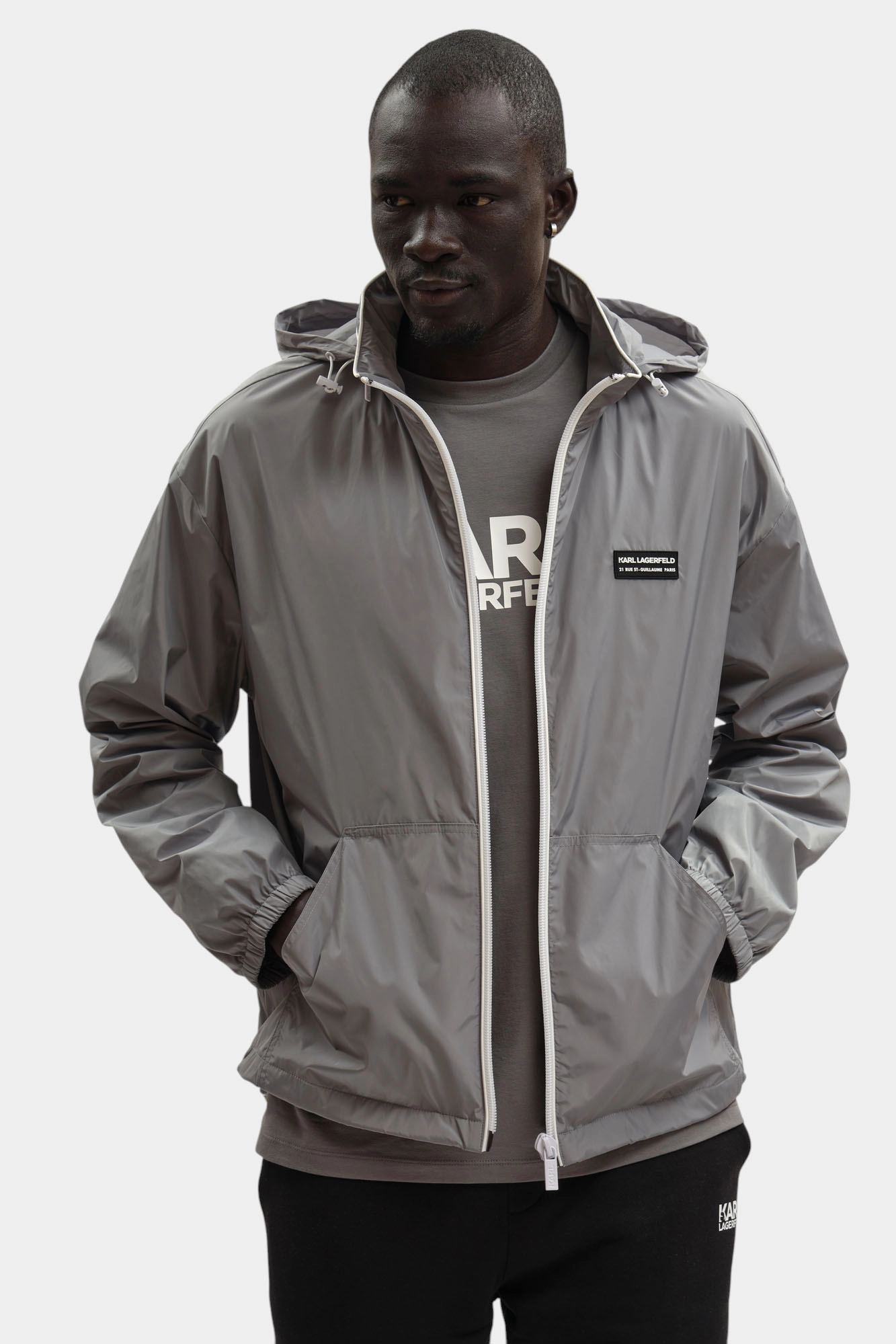 561557_505009 Куртка Karl Lagerfeld Серый