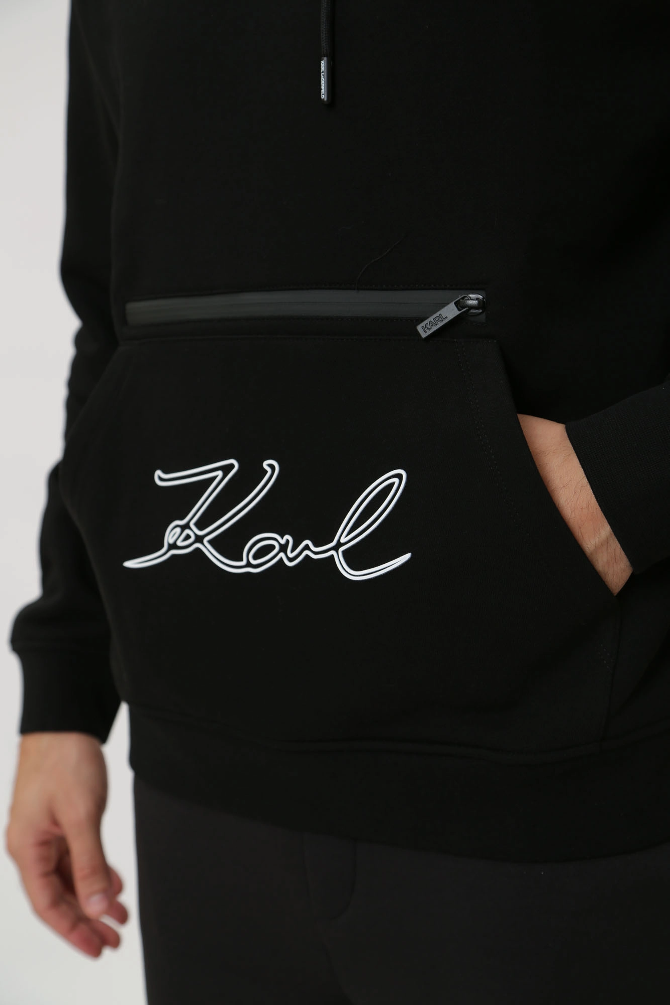 541900_705069 Худи Karl Lagerfeld Черный