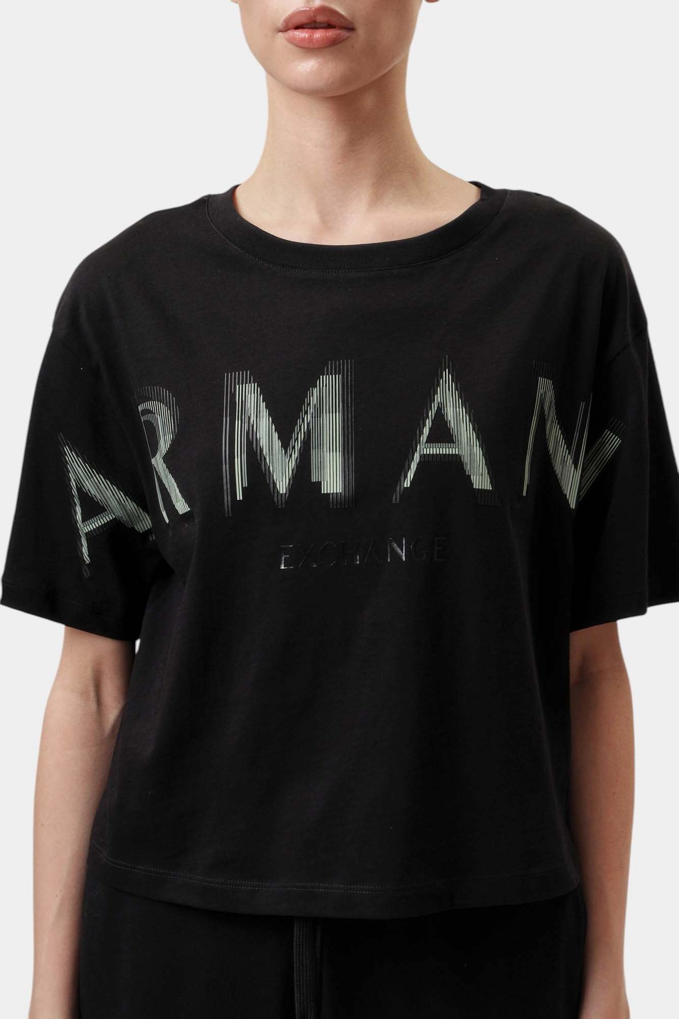 XW000520_AF10359 кроп-топ armani exchange 