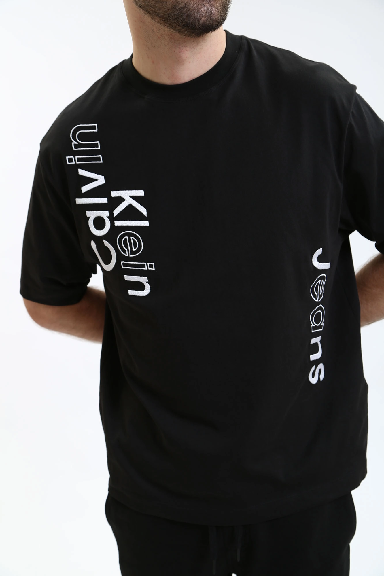 J30J325491 Футболка Calvin Klein Jeans Черный