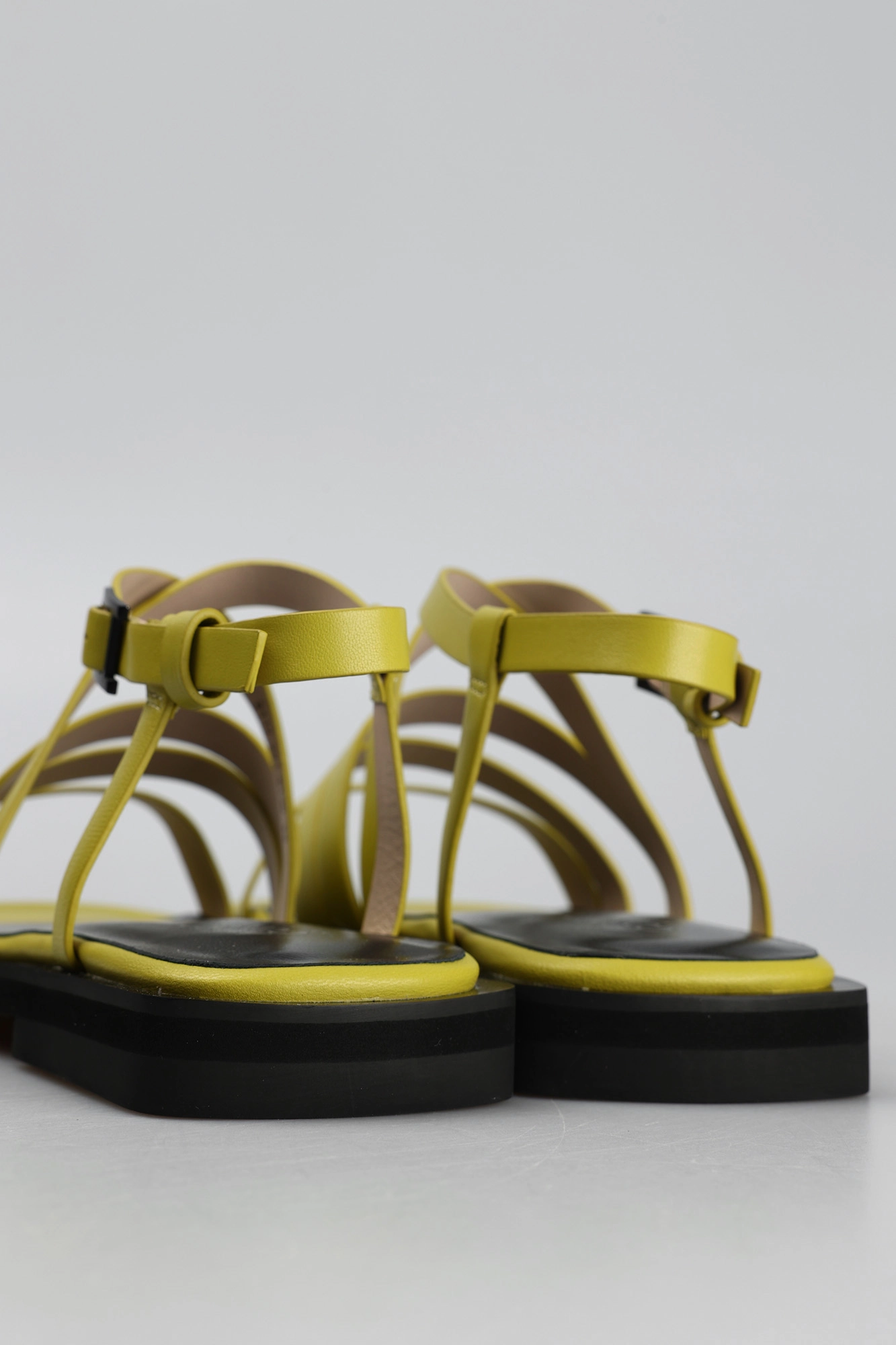 3117-291-61 Сандалии Marc Cony Желтый