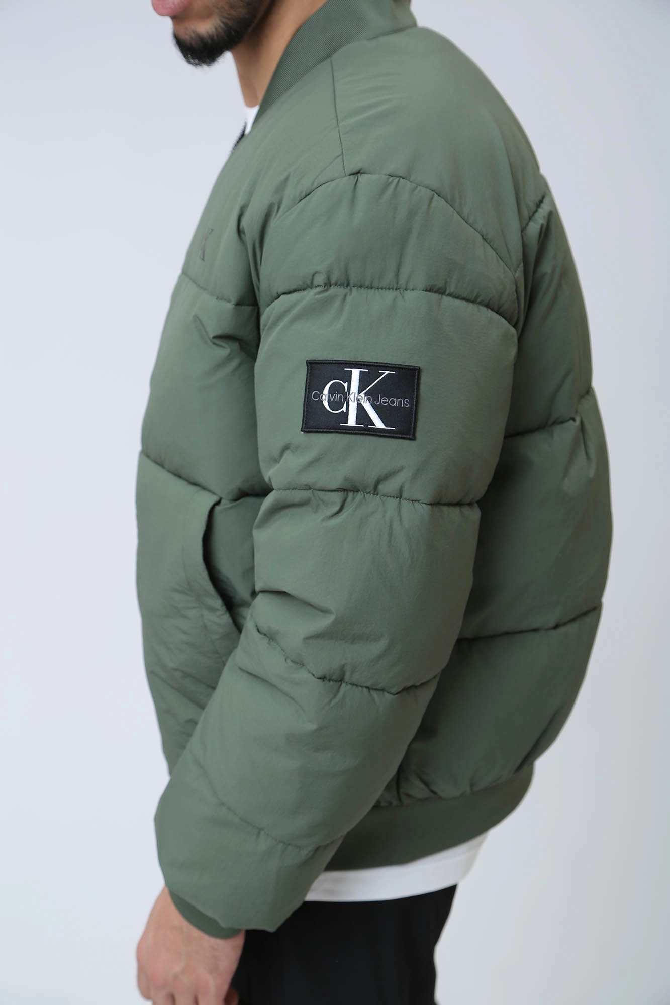 J30J324072 Бомбер Calvin Klein Jeans Зеленый