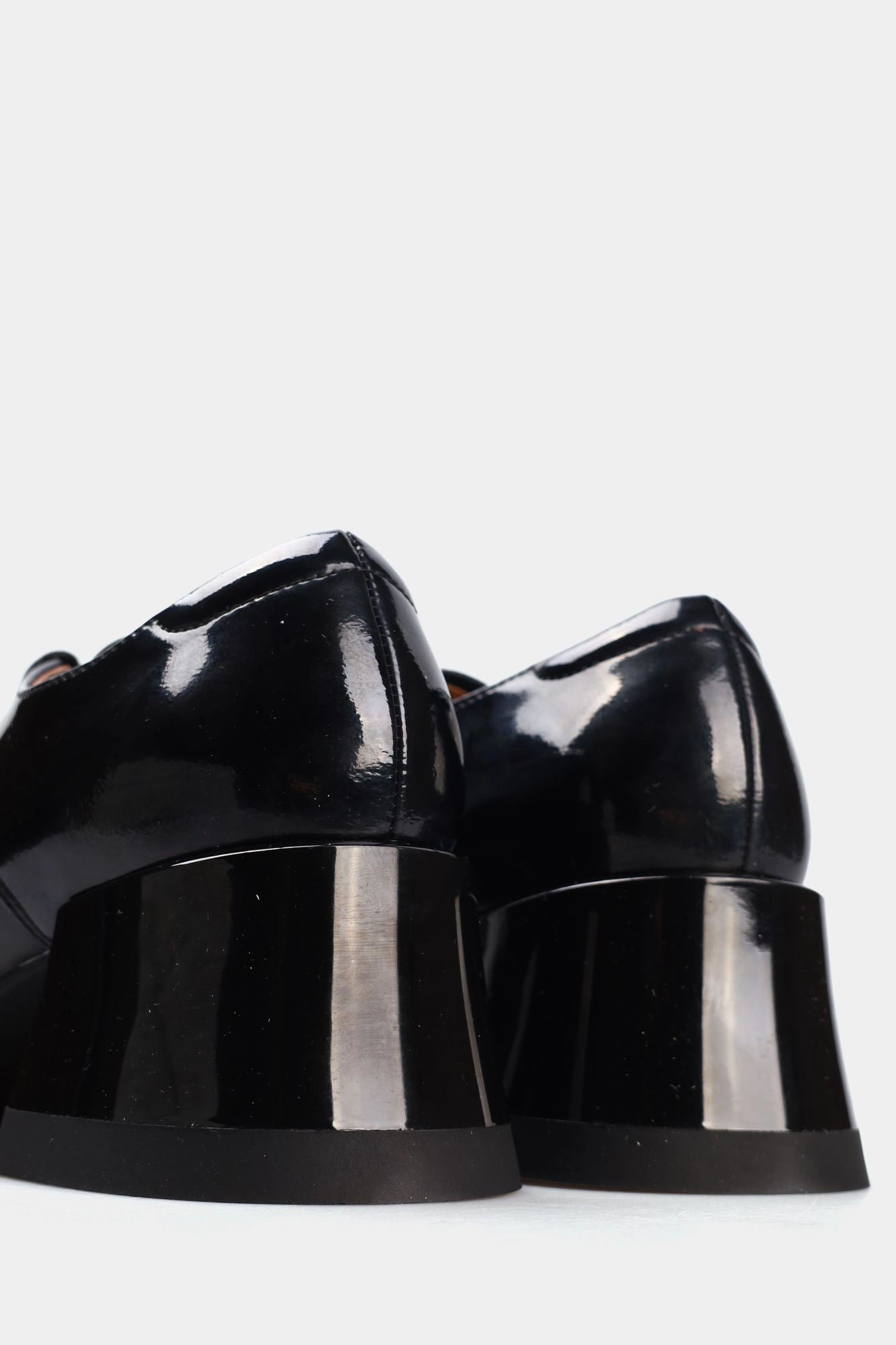 MC18626 Туфли Marc Cony Черный