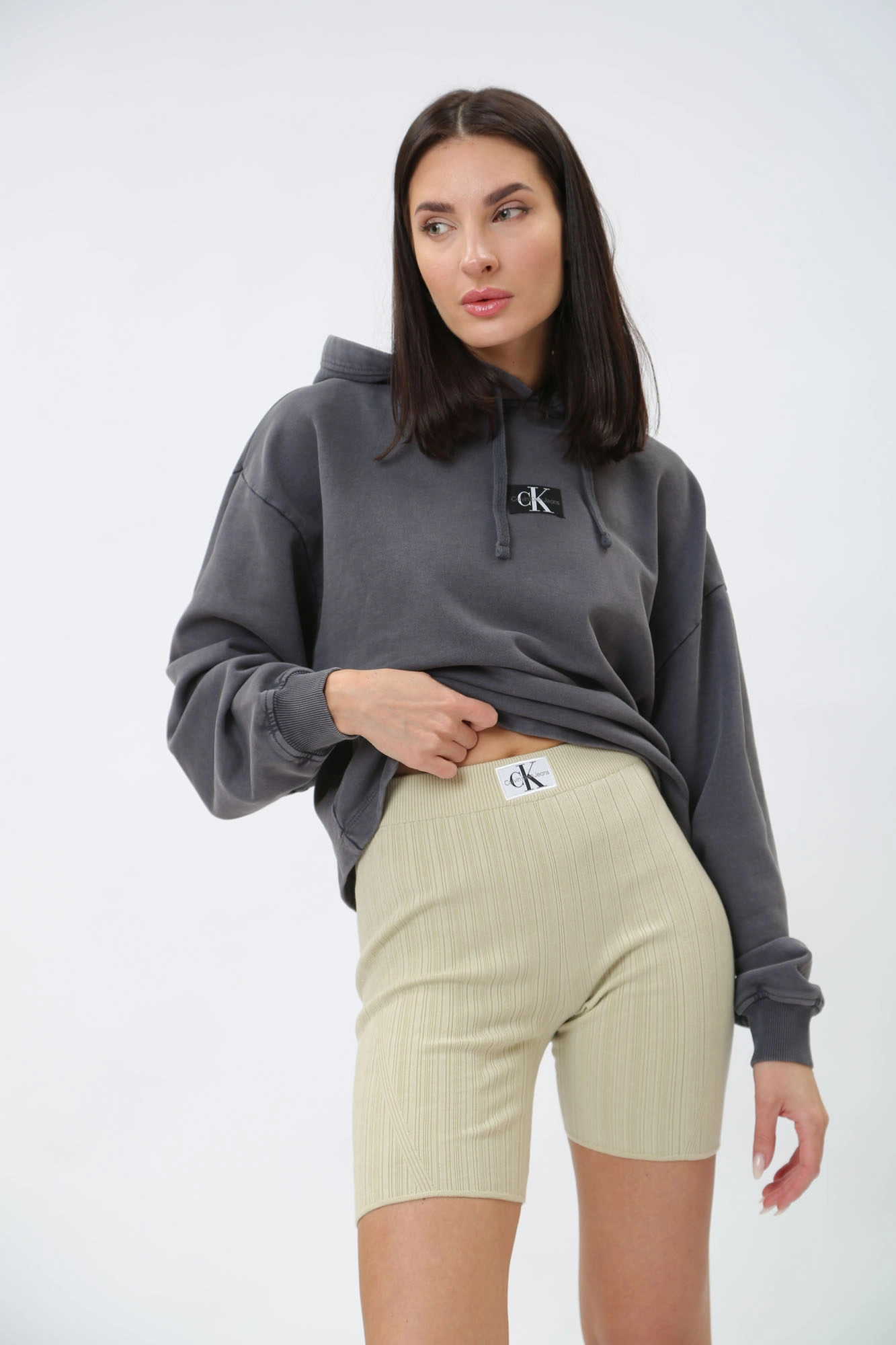 J20J223138 шорты calvin klein jeans 