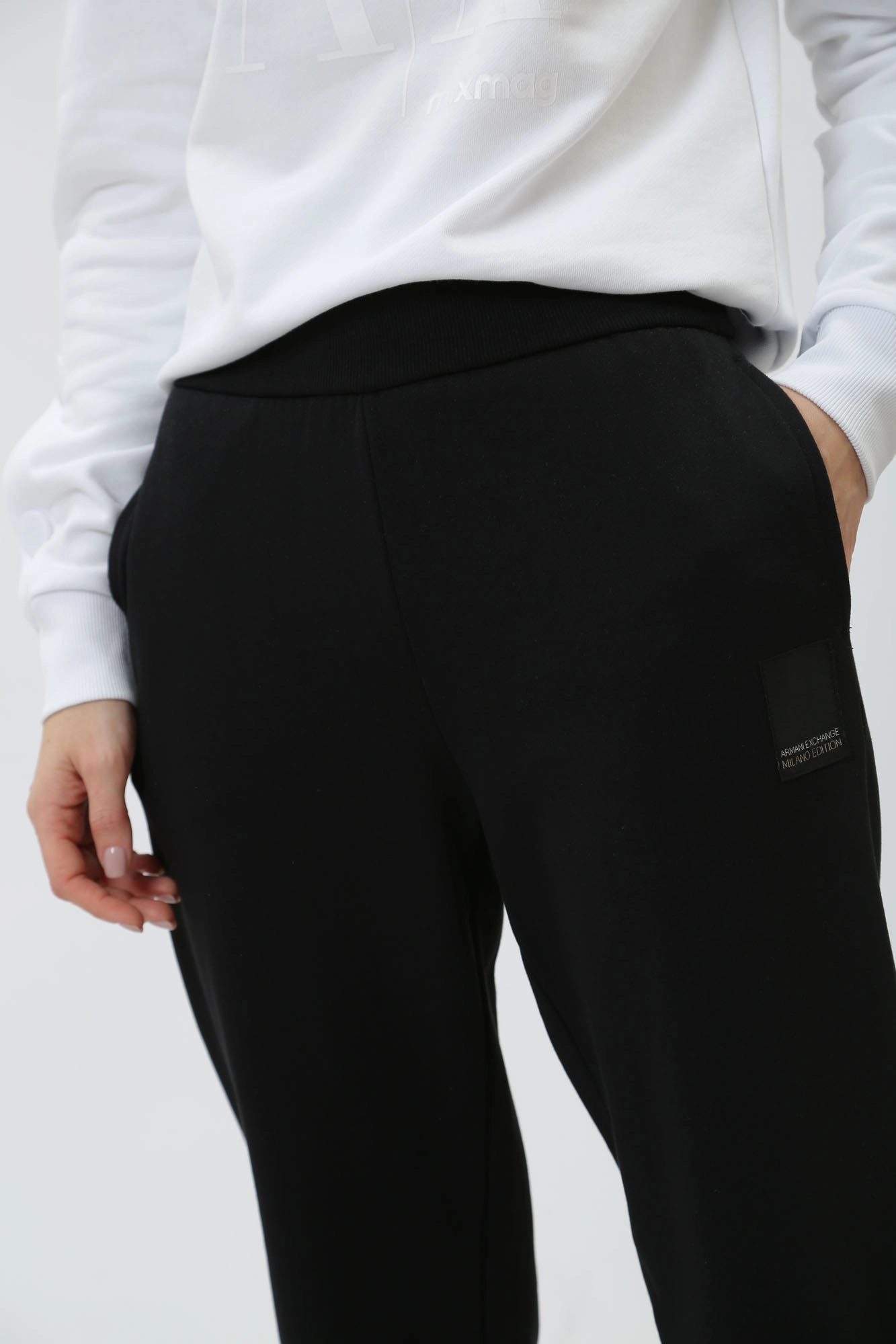 3DYP91_YJFDZ брюки спортивные armani exchange