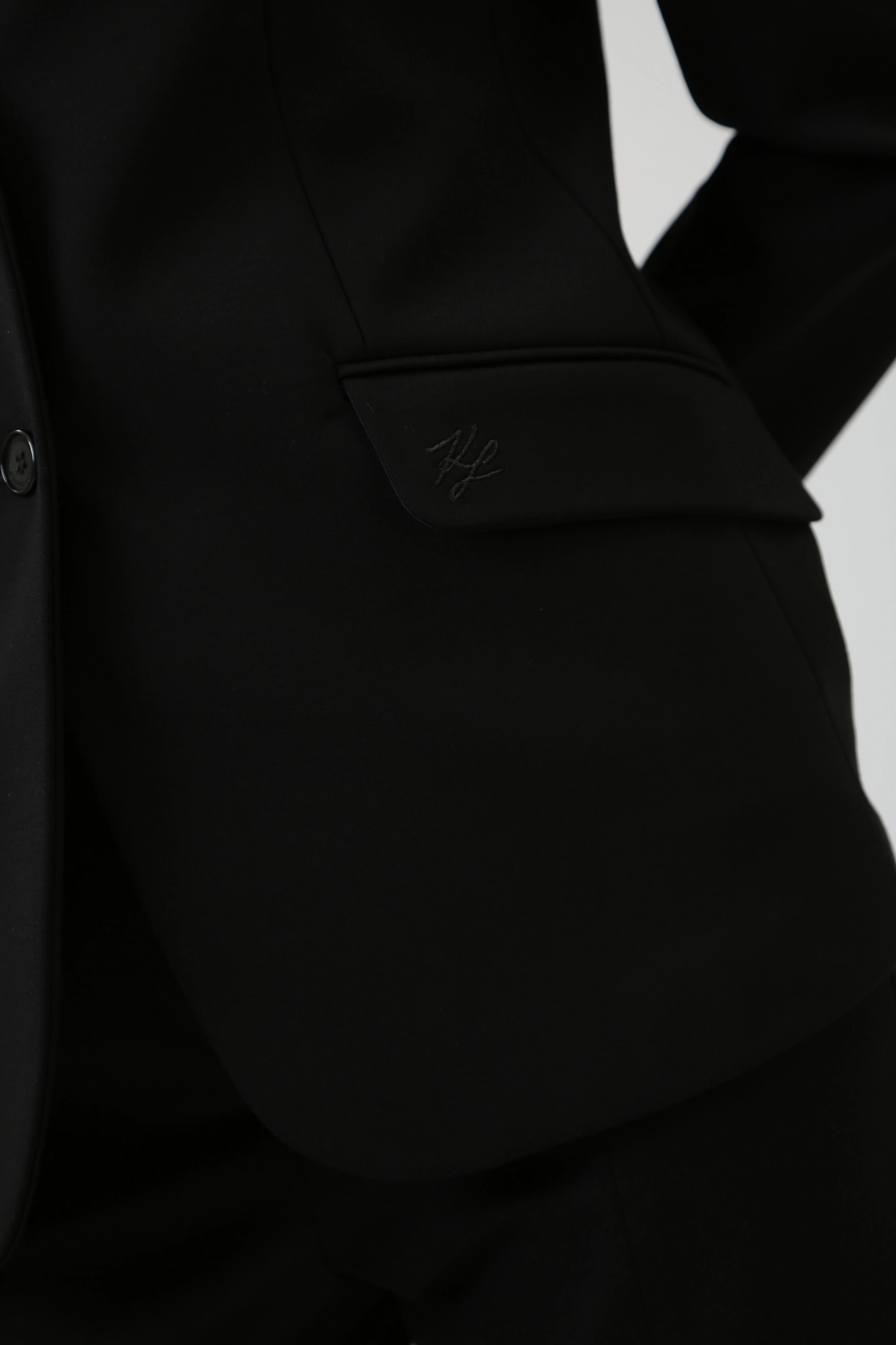 235W1402 пиджак karl lagerfeld 