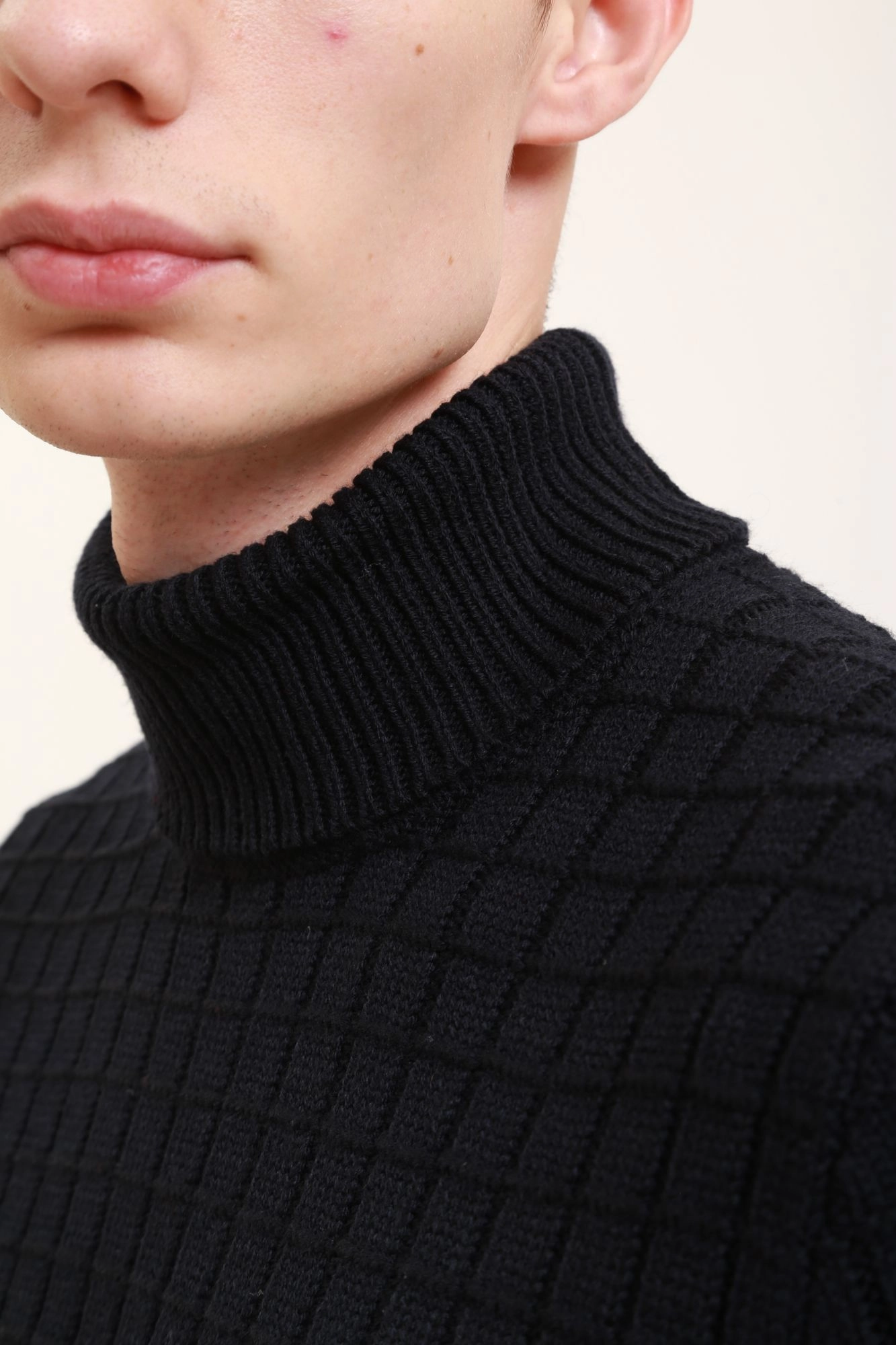 30028017_10012106 Водолазка Strellson Черный