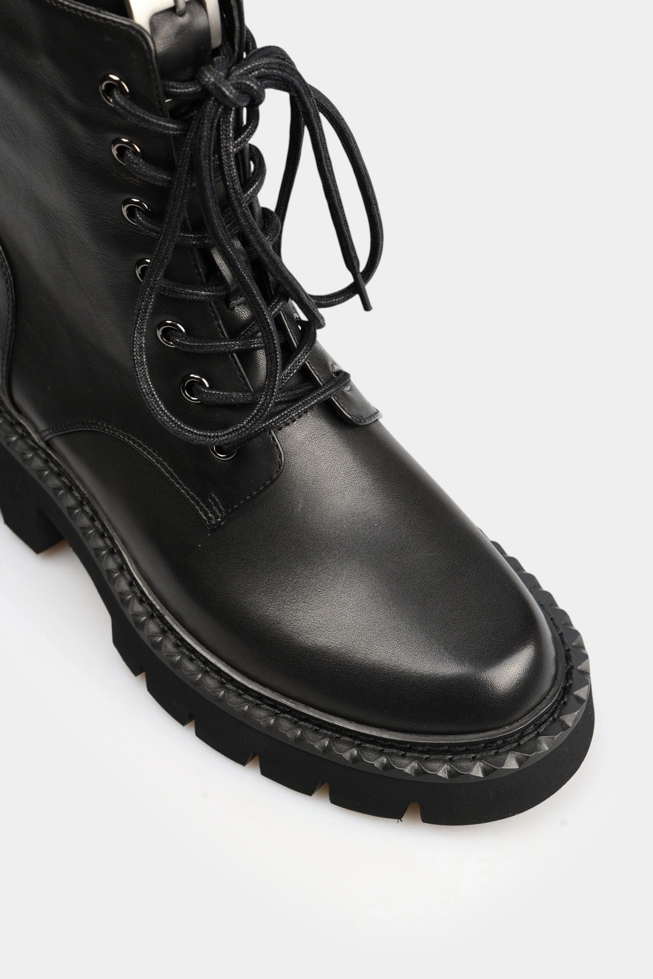 W0050B-7D08-1 Ботильоны Graciana Черный