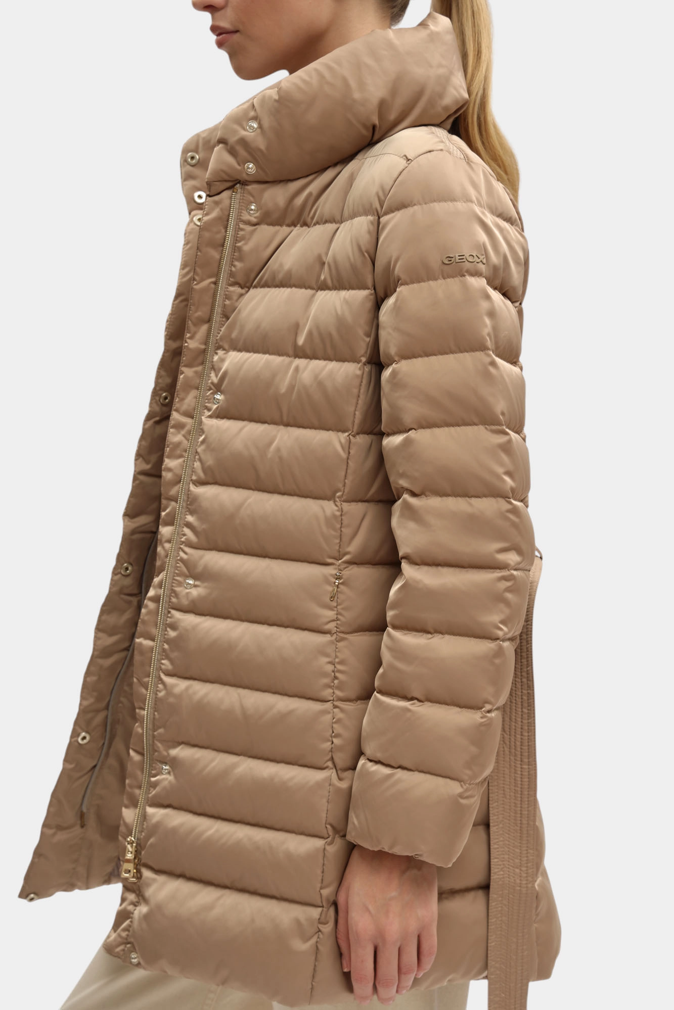 W5626NT3122F куртка утеплённая geox