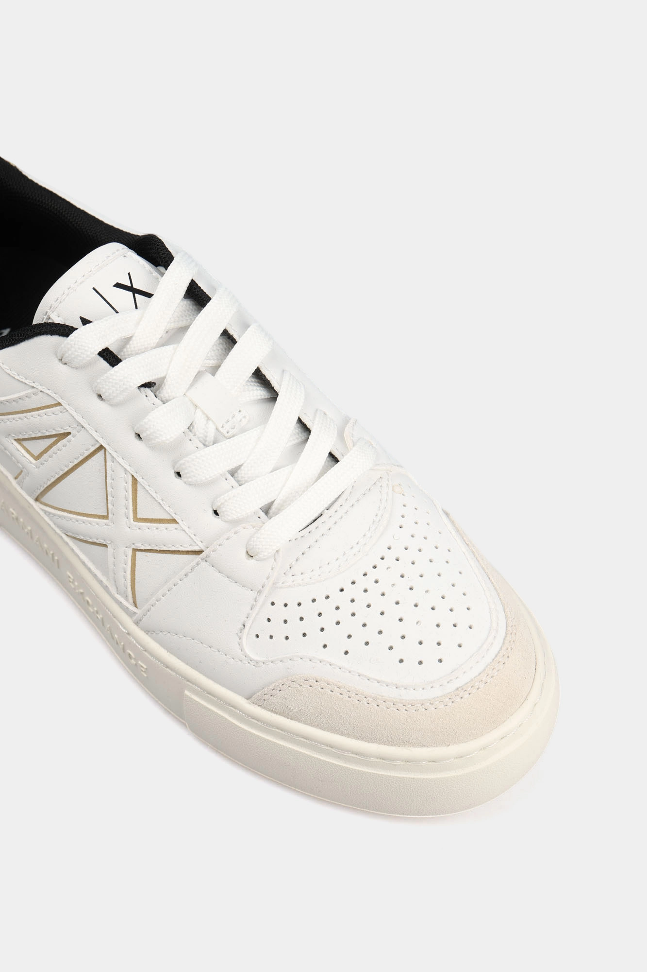 XDX147_XV830 Кеды Armani Exchange Белый