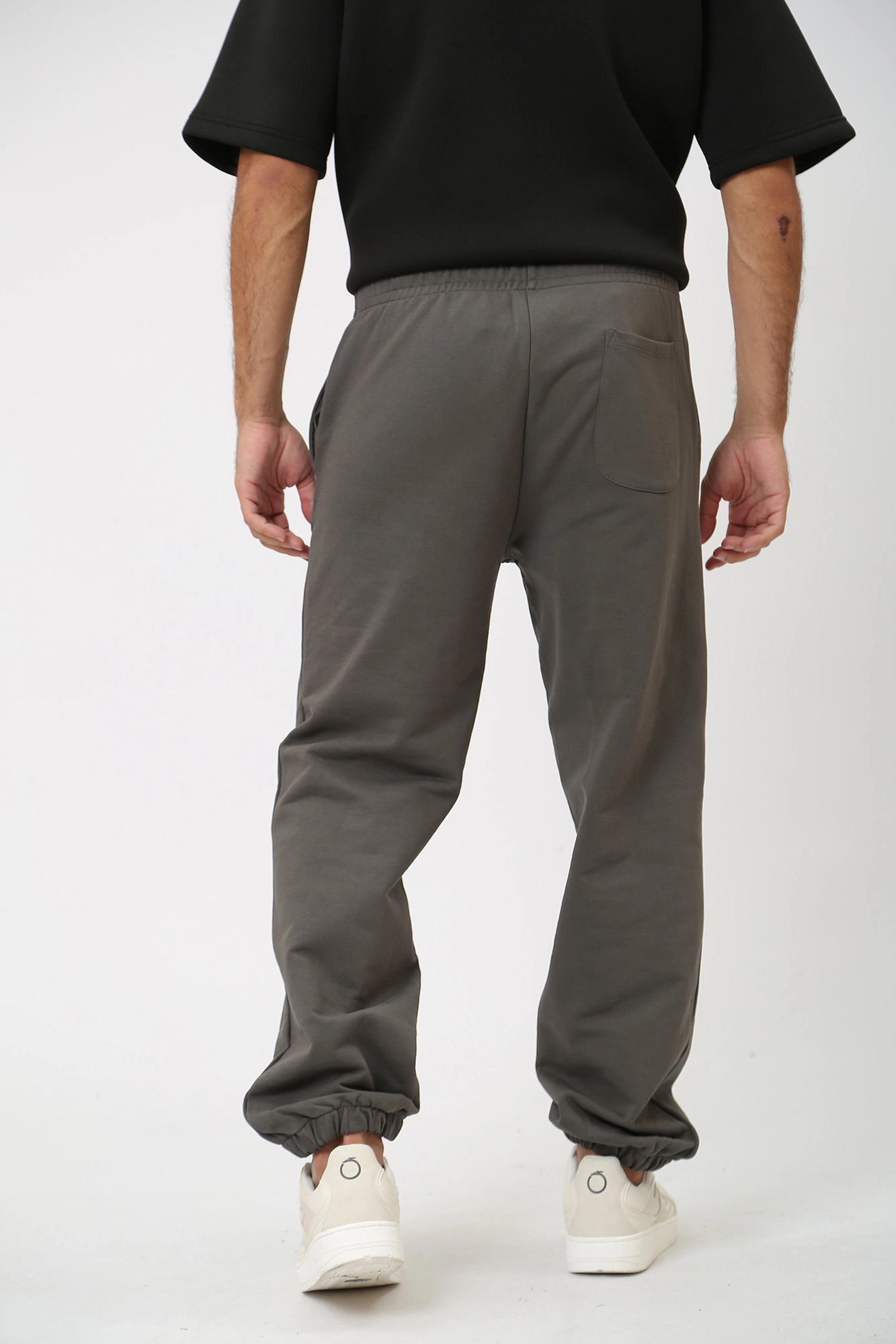 52P00379-1T006303 Брюки спортивные Trussardi Серый