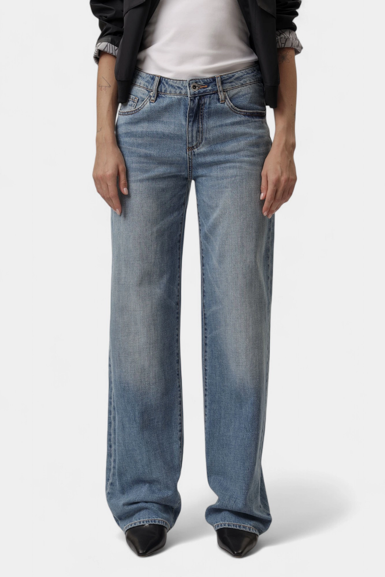 XW000056_AF12851 джинсы широкие armani exchange 