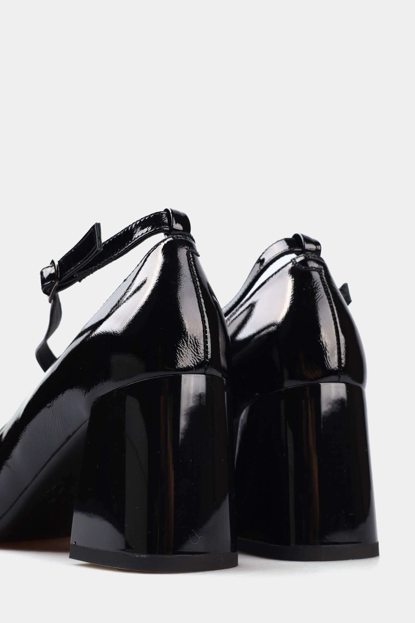 MC19769 Туфли Marc Cony Черный