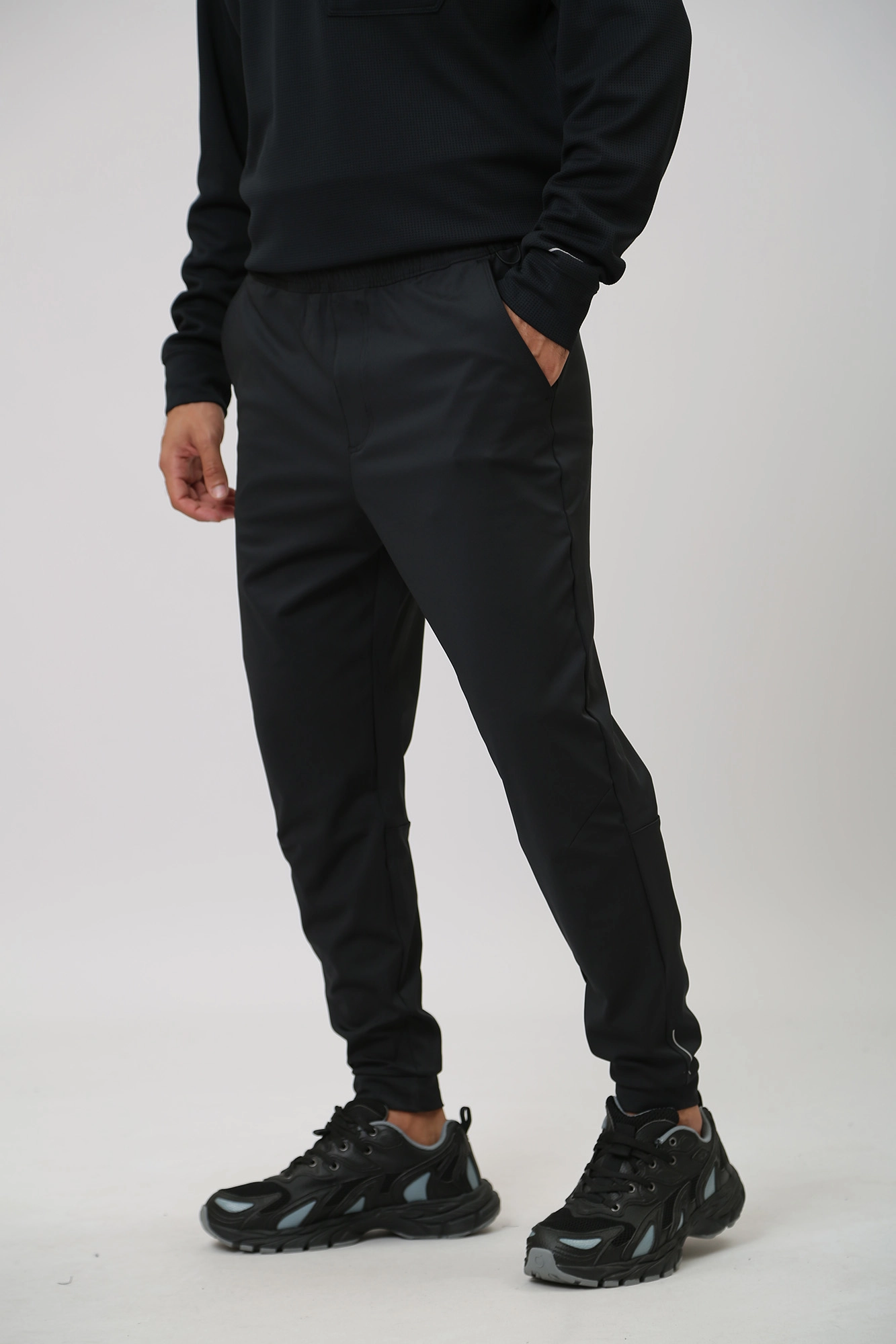 Black Mesa Knit Jogger Columbia 2054801 010 Med Online.ru