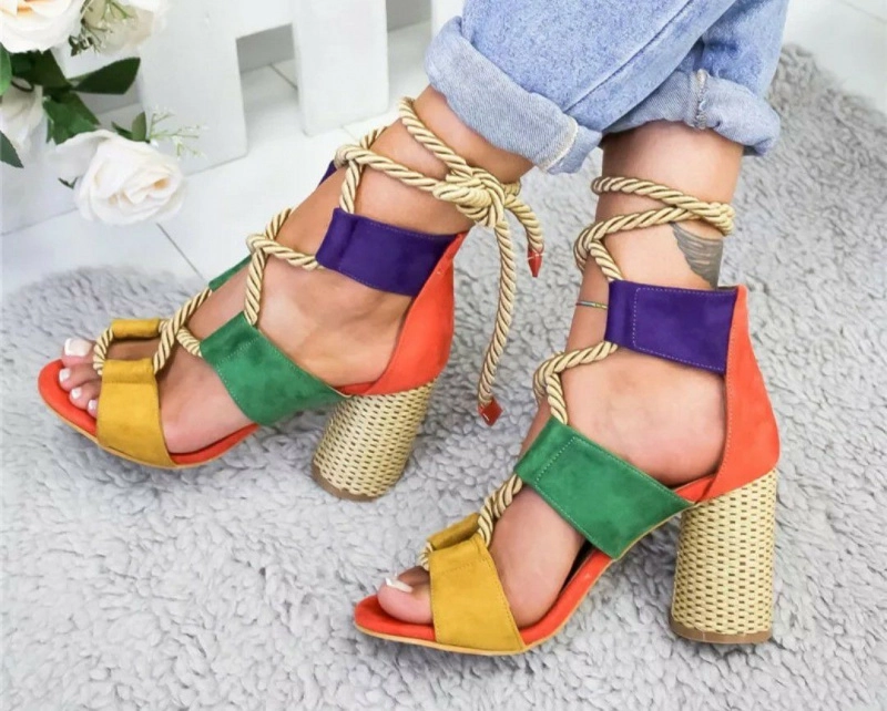 Женские босоножки 2022: модные тренды