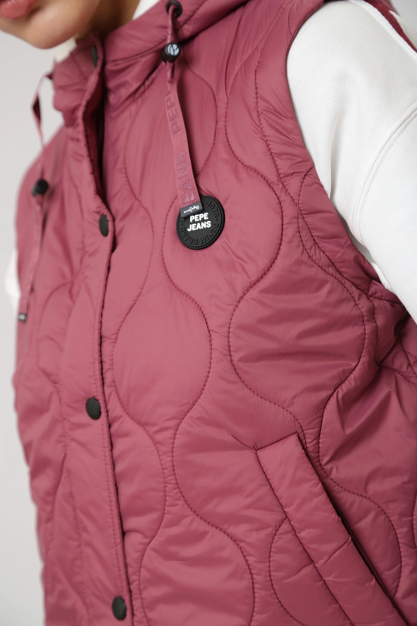 PL402241 жилет утепленный pepe jeans 